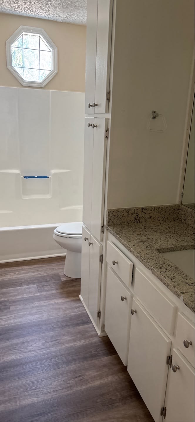 400 South Center Street314B – photo 4