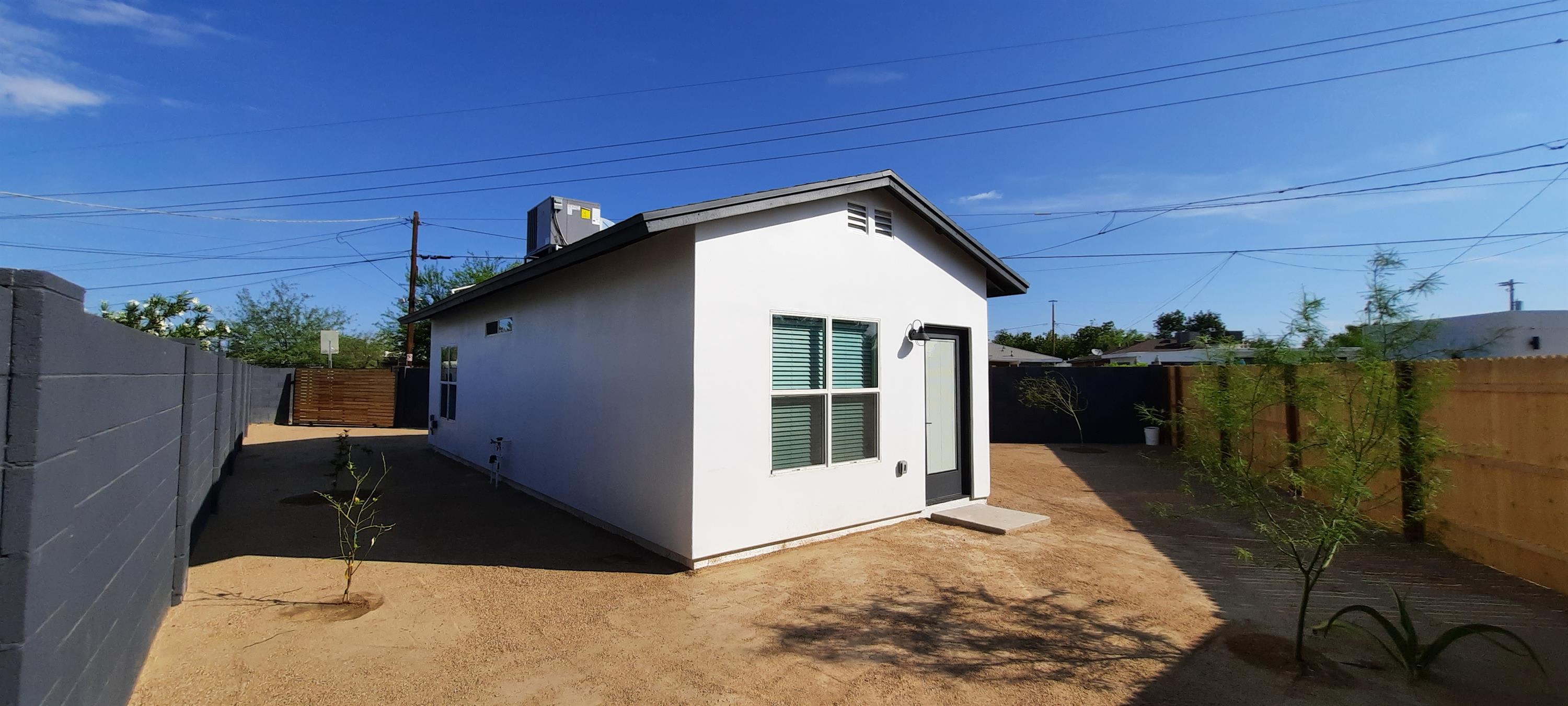2238 N 14Th Pl Rear – photo 1
