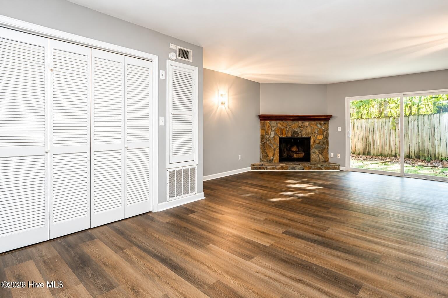 465 Forest Hills Drive – photo 5
