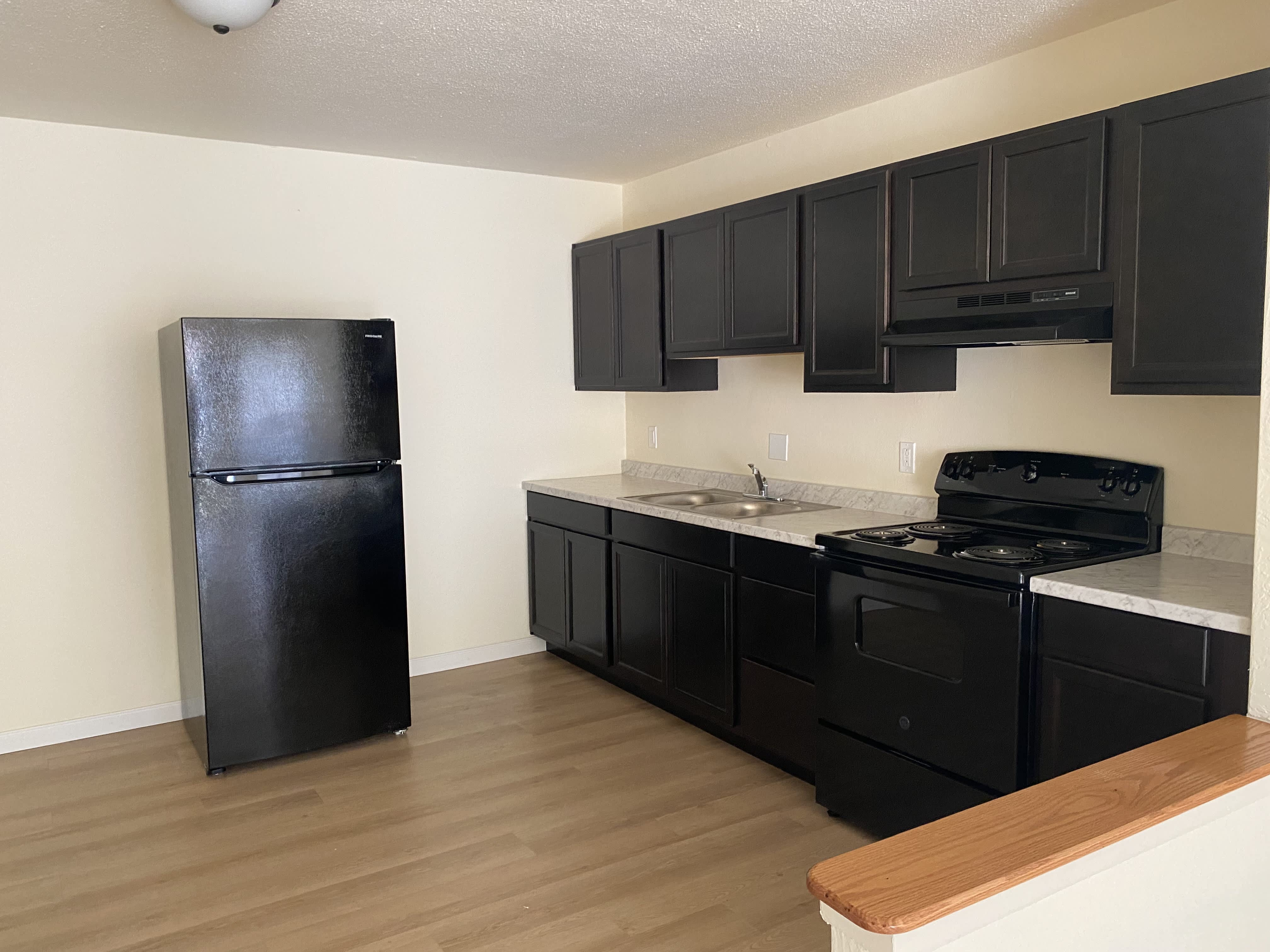 1526 Bertha Ln – photo 3