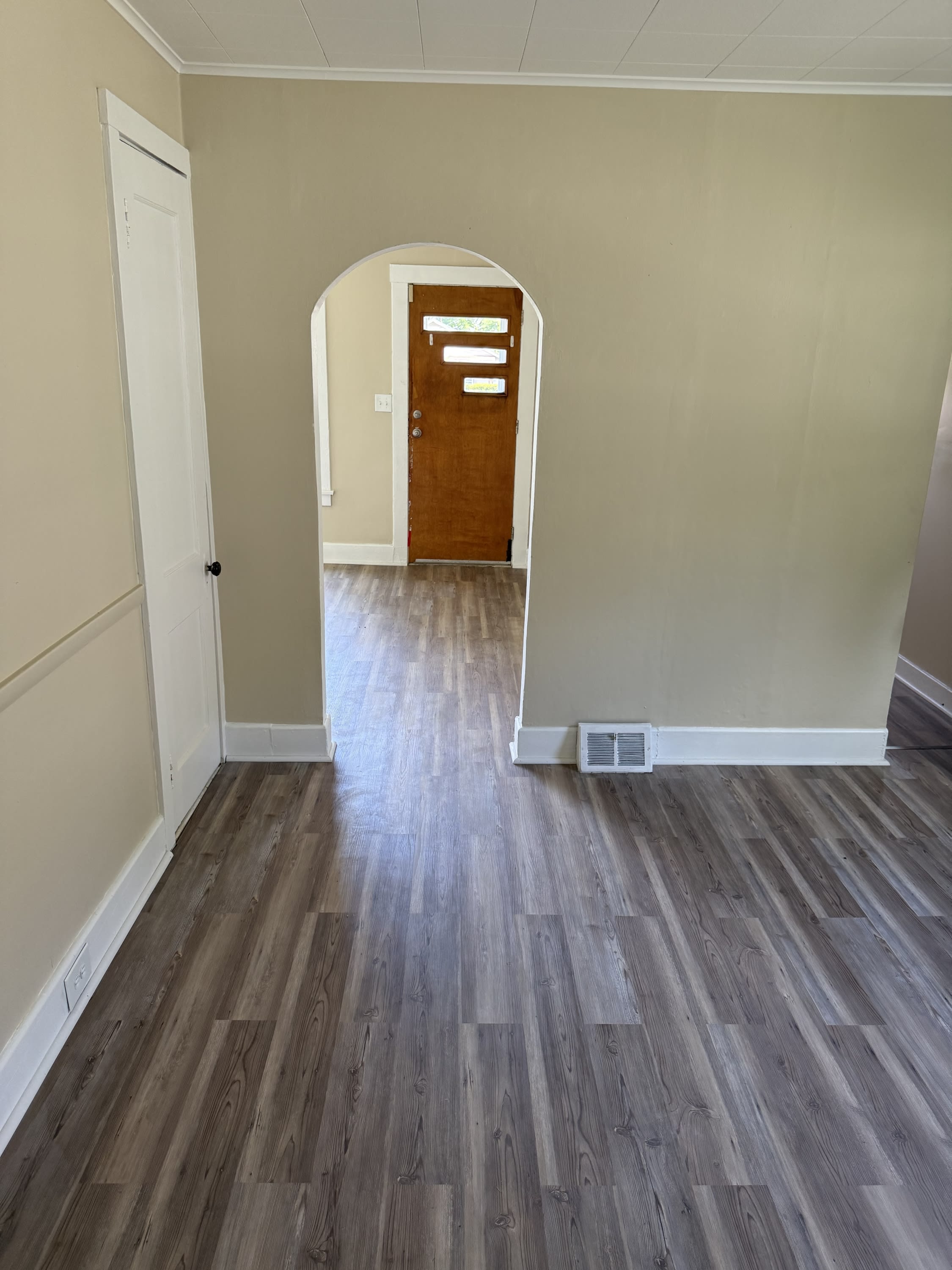 25 South Osborn Avenue – photo 3