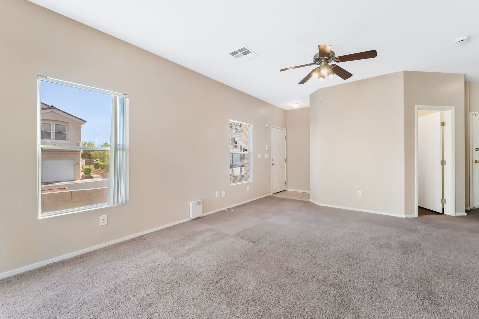 Comfort, Convenience & Community Living in Gated Henderson! – photo 5