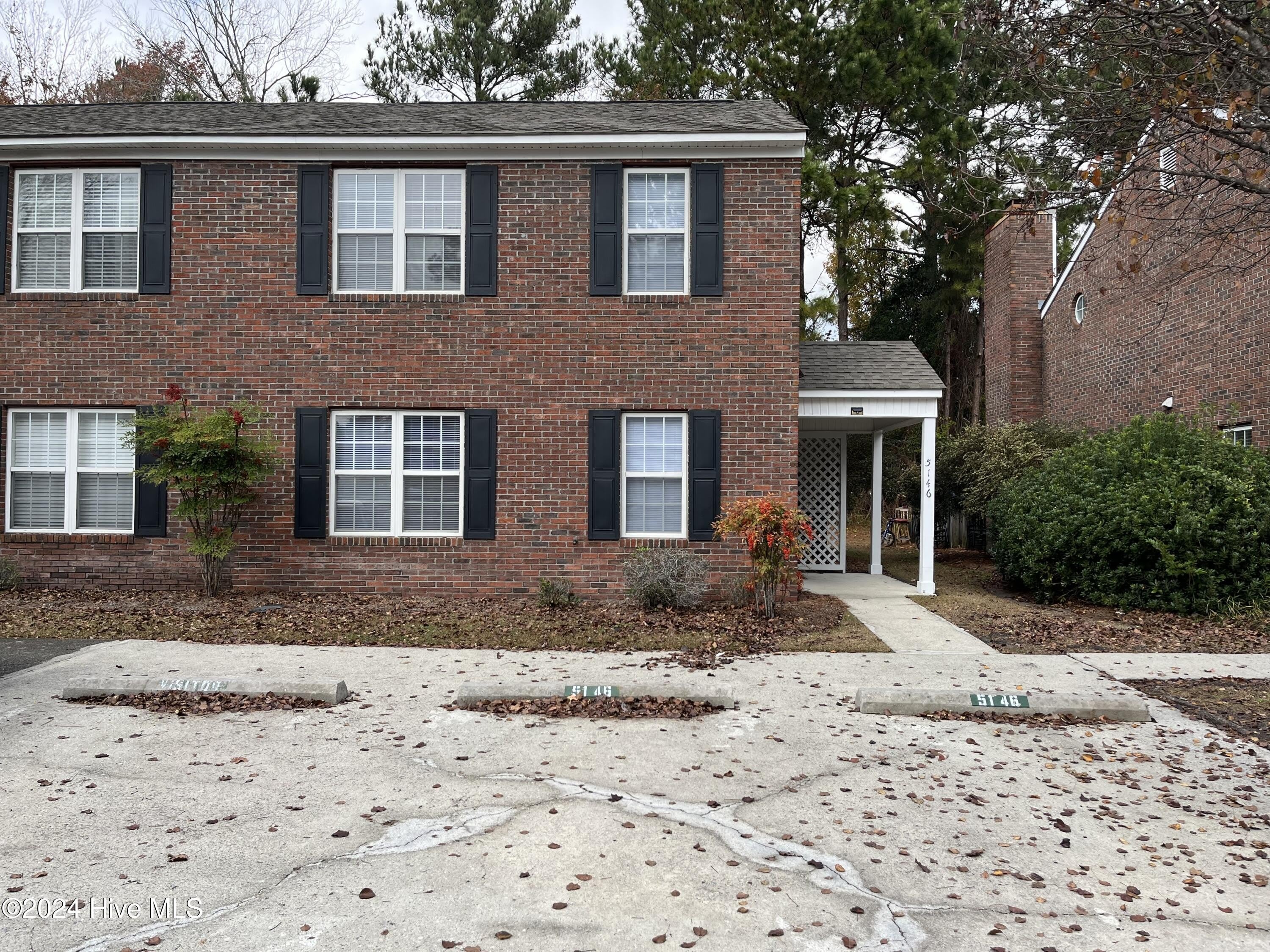 5146 Lamppost Circle – photo 1