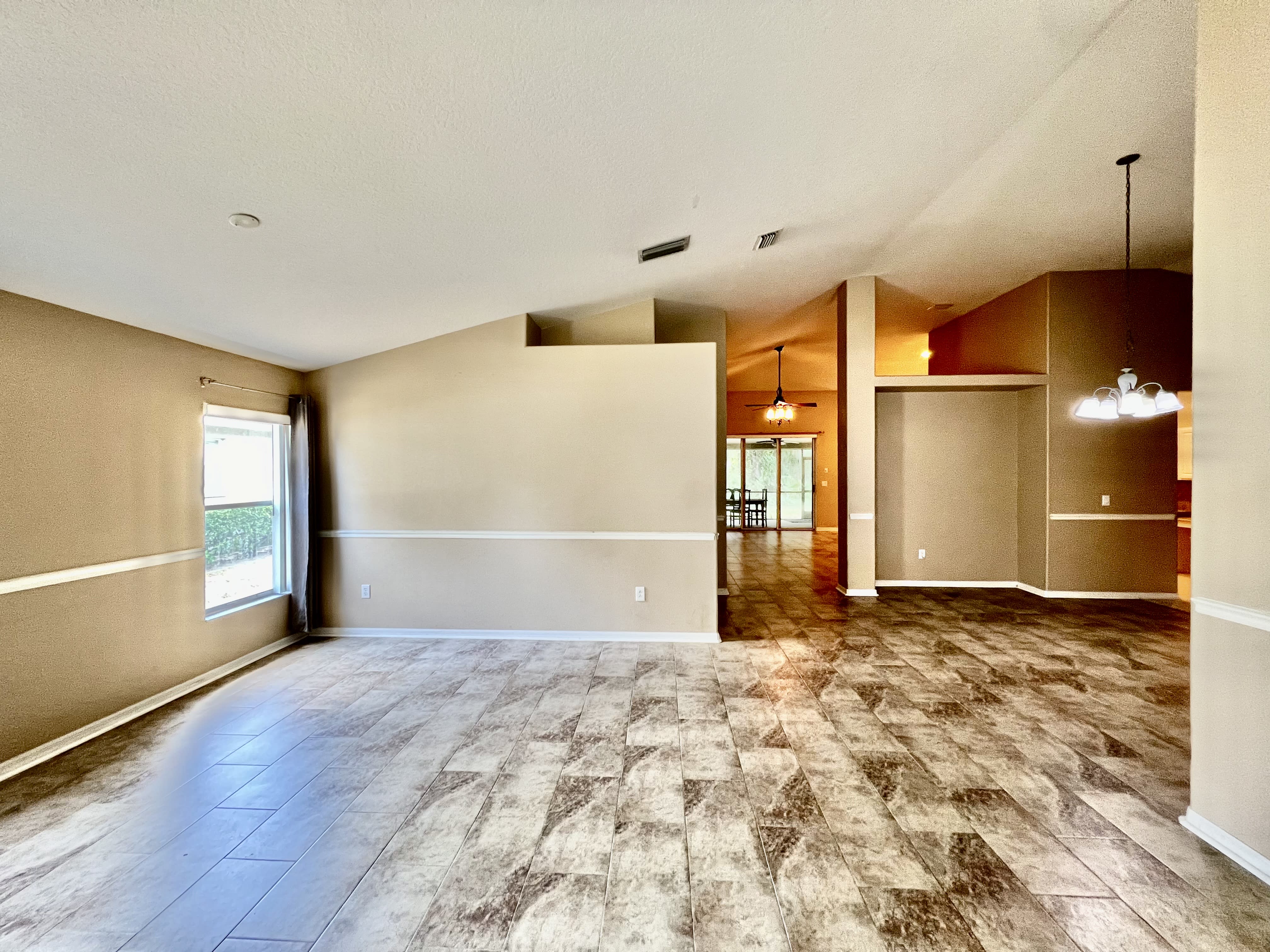 18241 Collridge Dr – photo 5