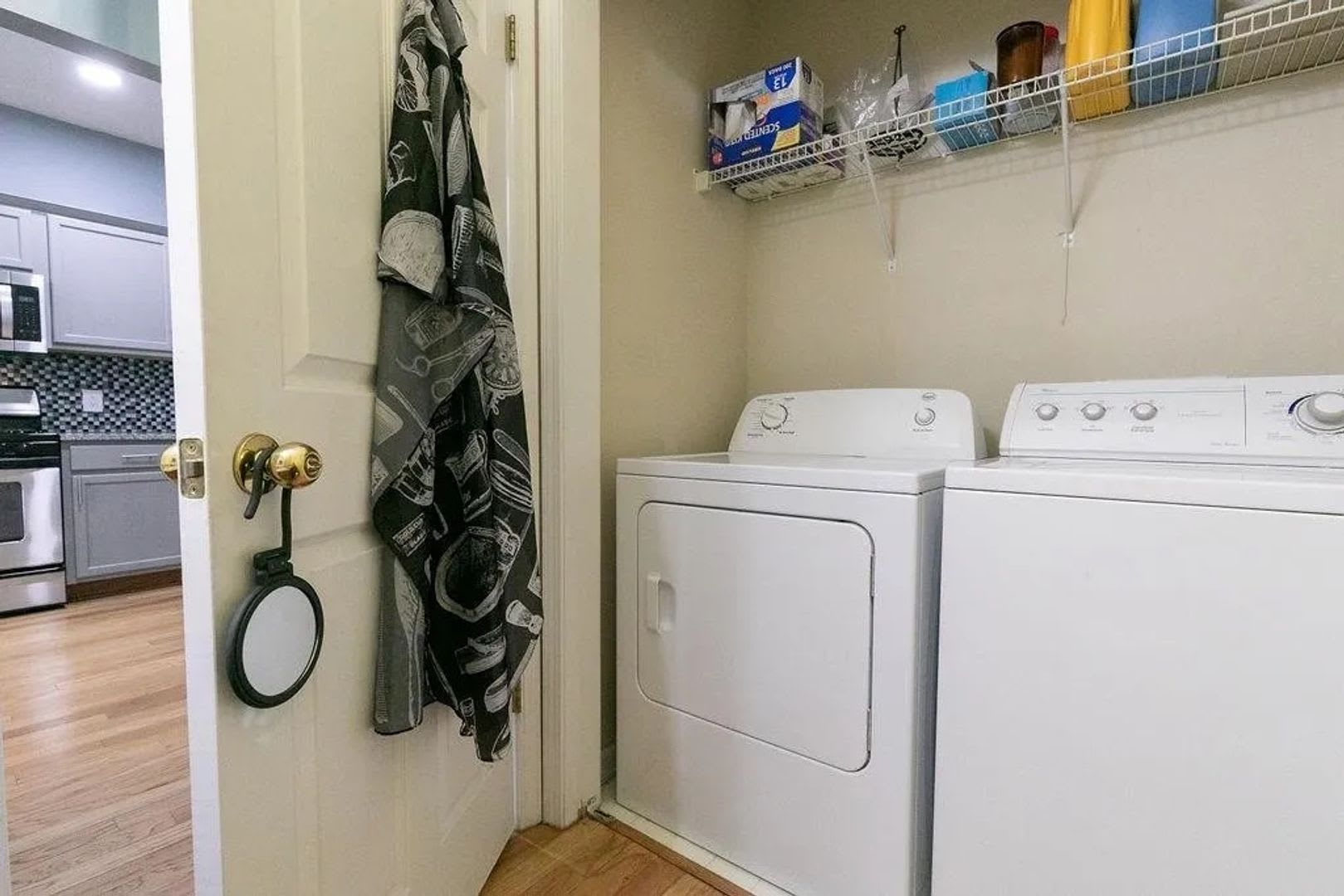 Room In 3 Bedroom Home At Austin Park Cir – photo 5