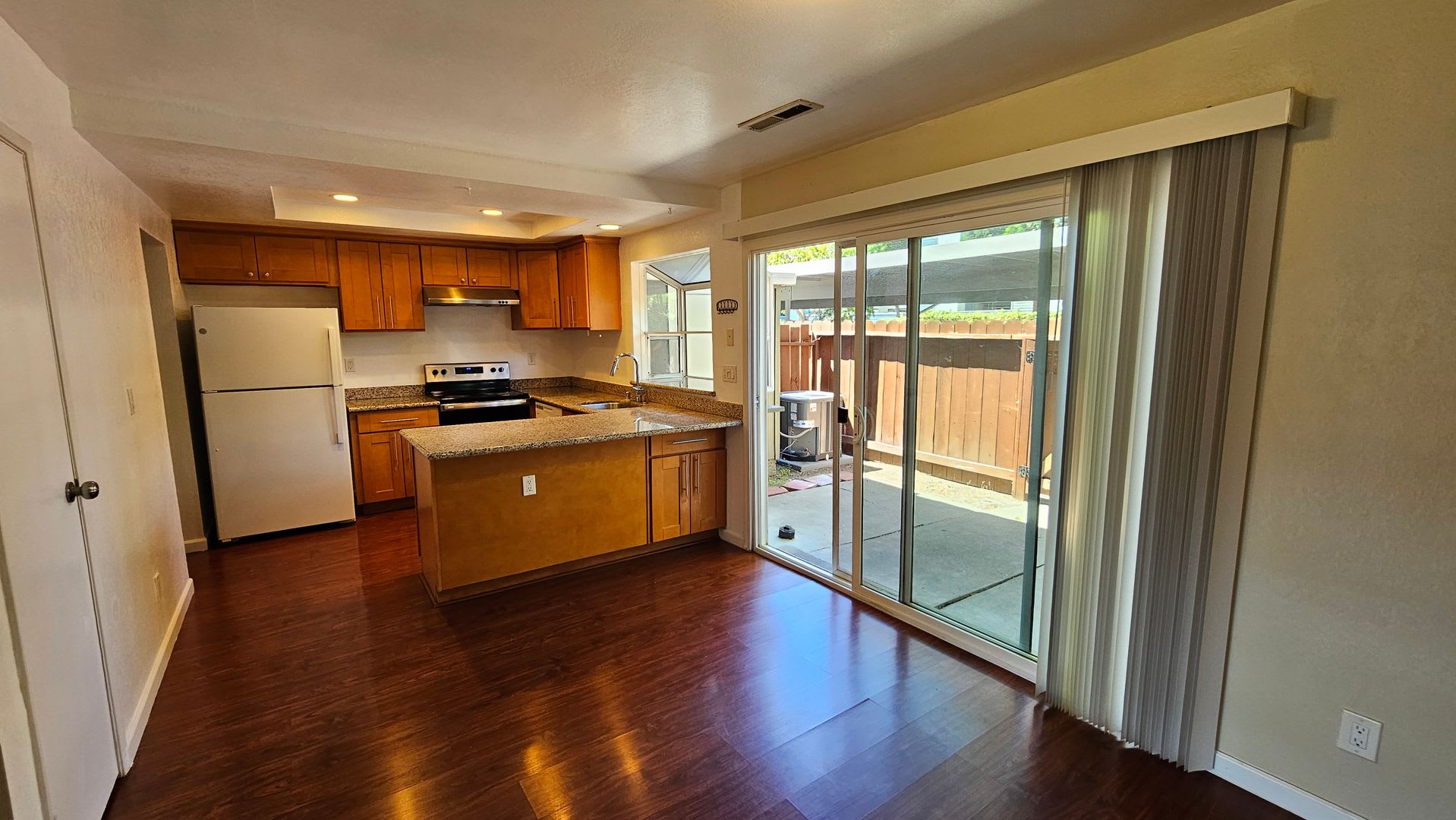 4 bedroom townhouse near Top Rated Pleasanton Schools – photo 5