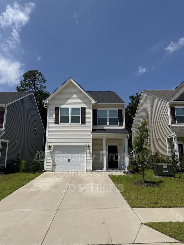 1049 Crescent Moon Loop – photo 1