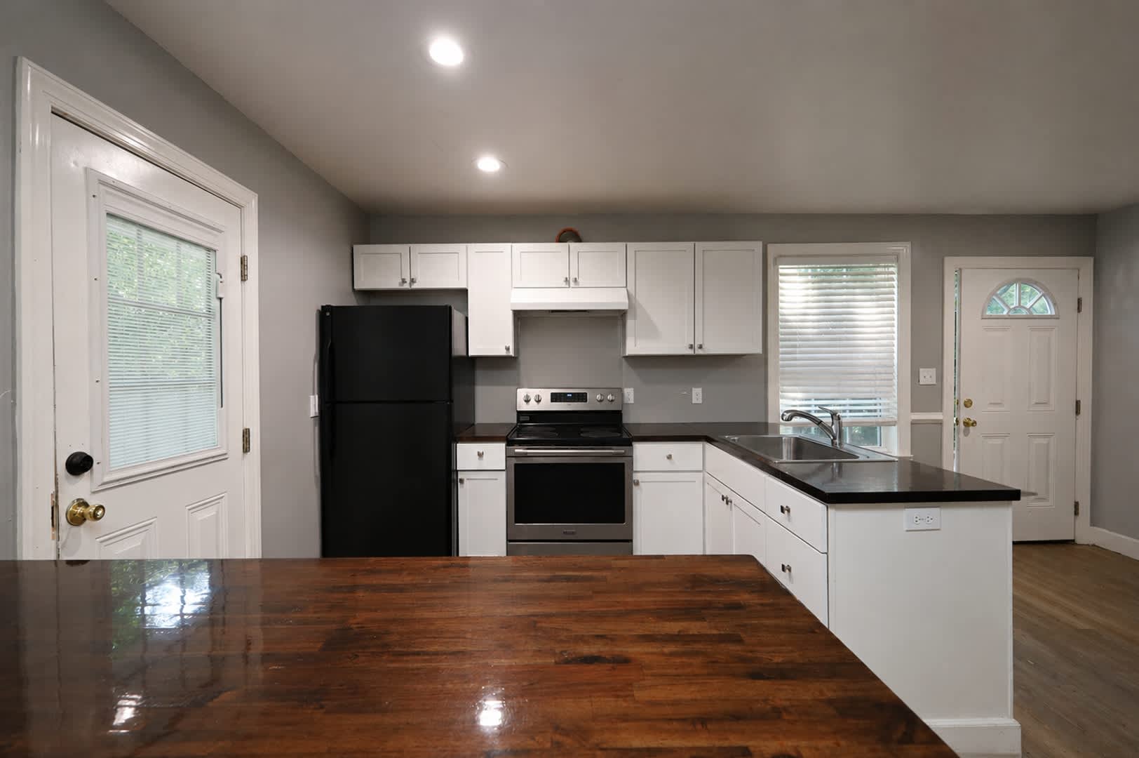 522 1 2 Green Street – photo 2