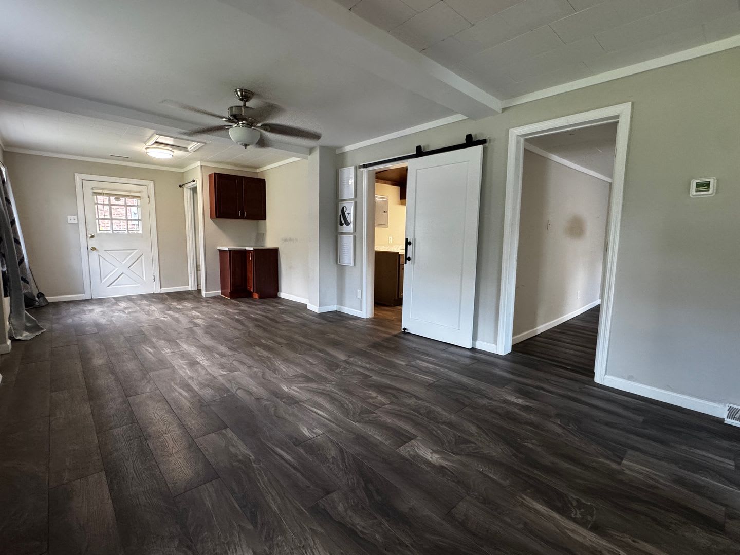 Spacious 4 Bedroom Home With Large Yard In Greensboro – photo 2