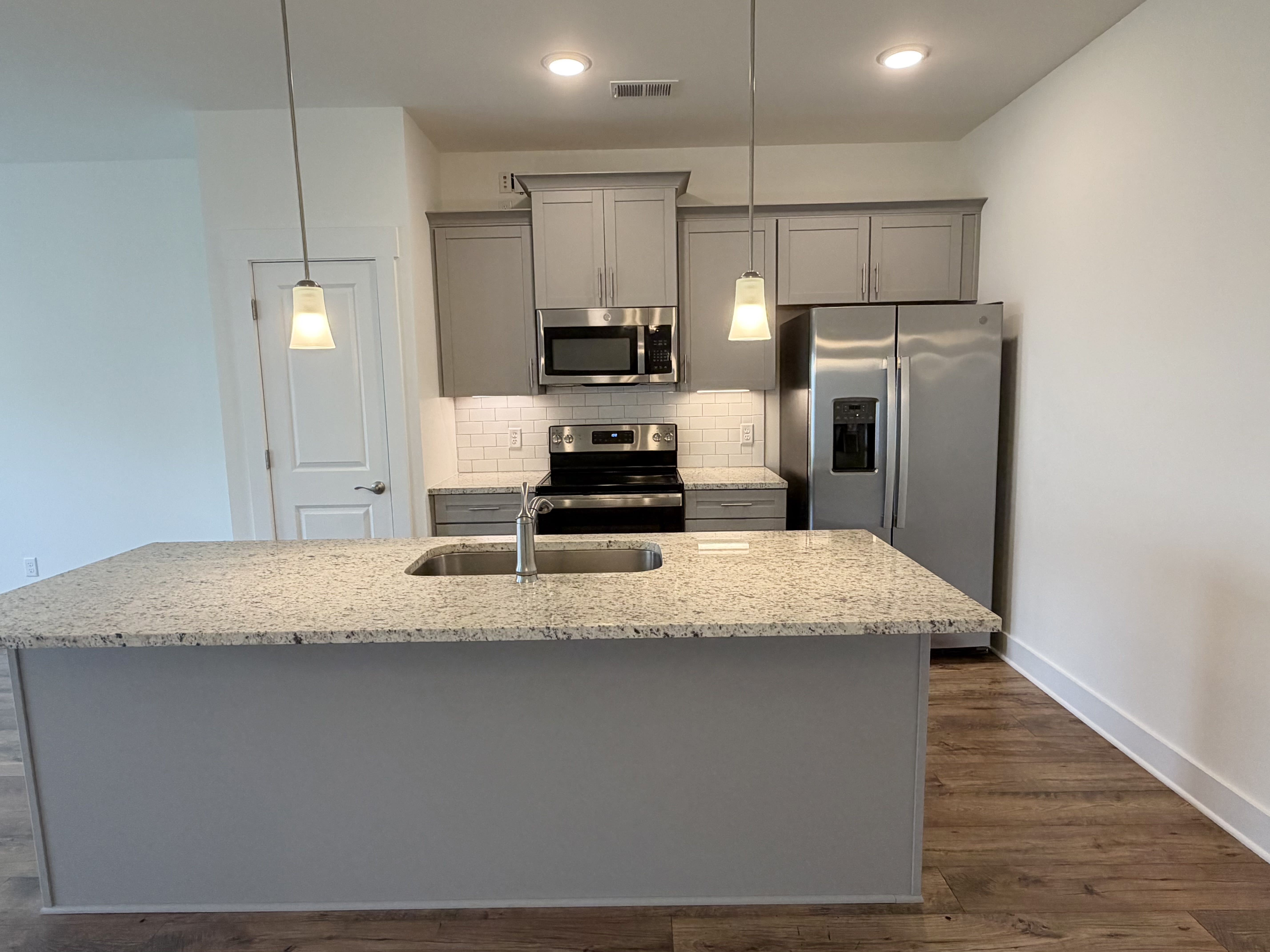 1008 Sweetleaf Dr – photo 3