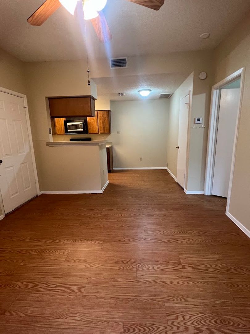 Beautiful 1BD / 1BA – photo 2