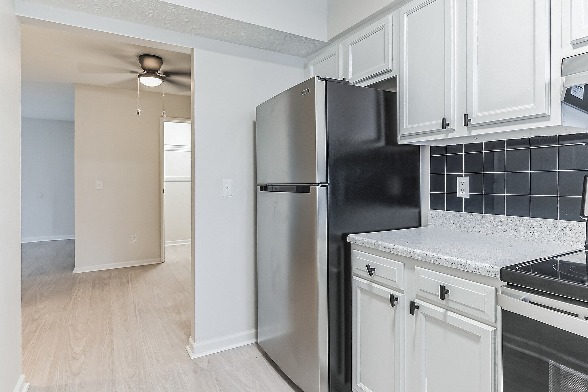 Stone Lodge Apartments – photo 3
