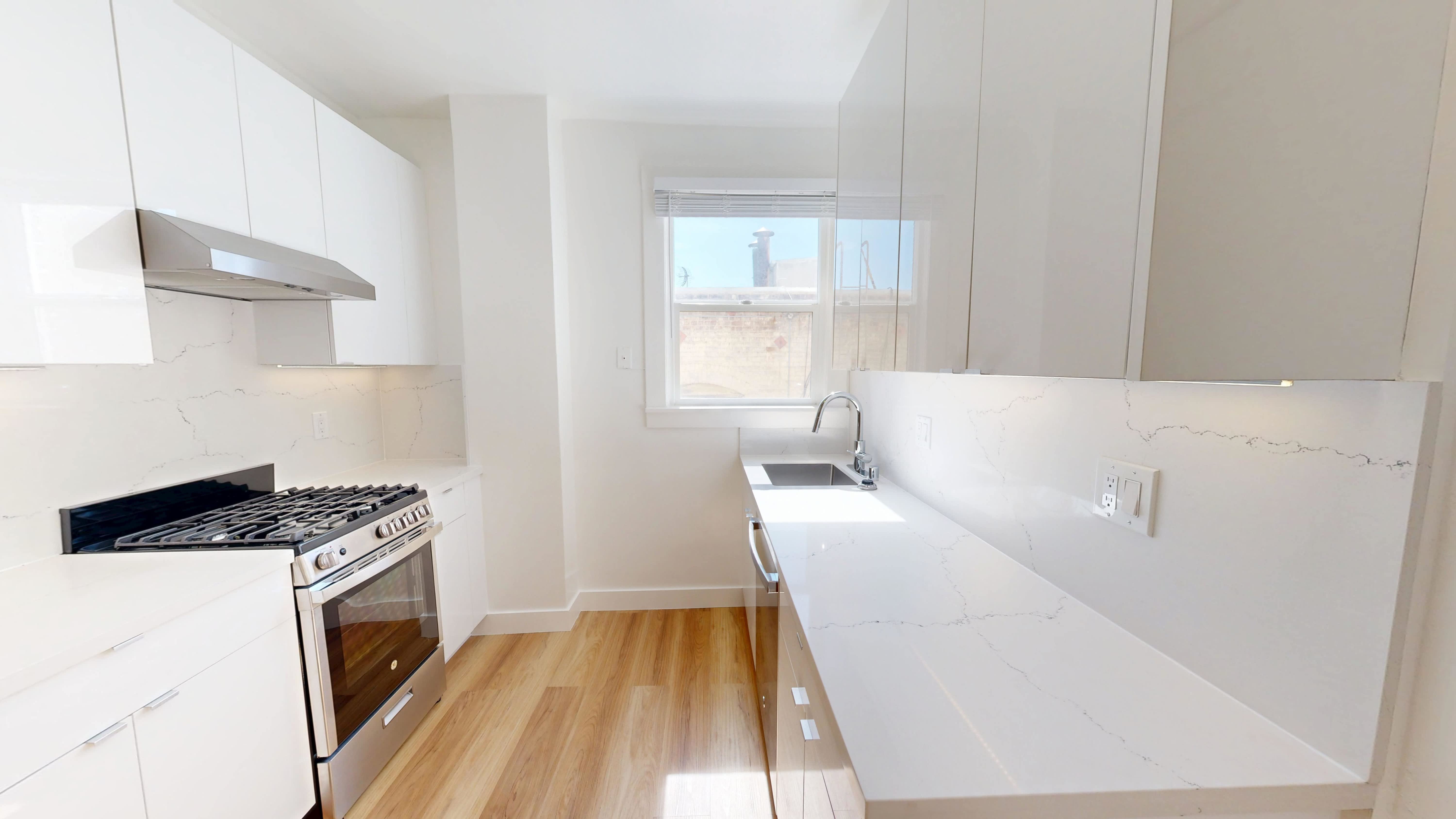 2121 Sacramento Street – photo 4