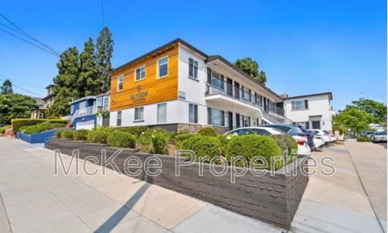 206 Fir Street – photo 1
