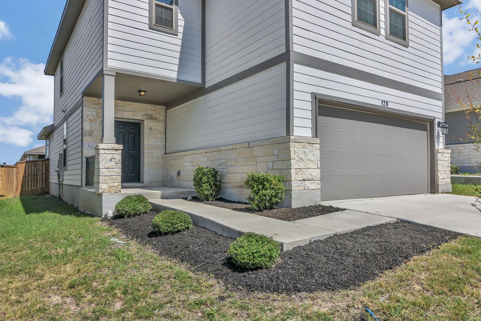 4 Bedroom Home Ready In August – photo 2