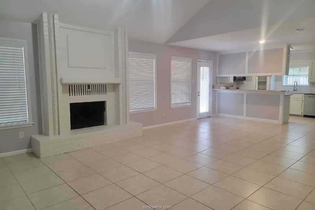1100 Hardwood Lane – photo 5