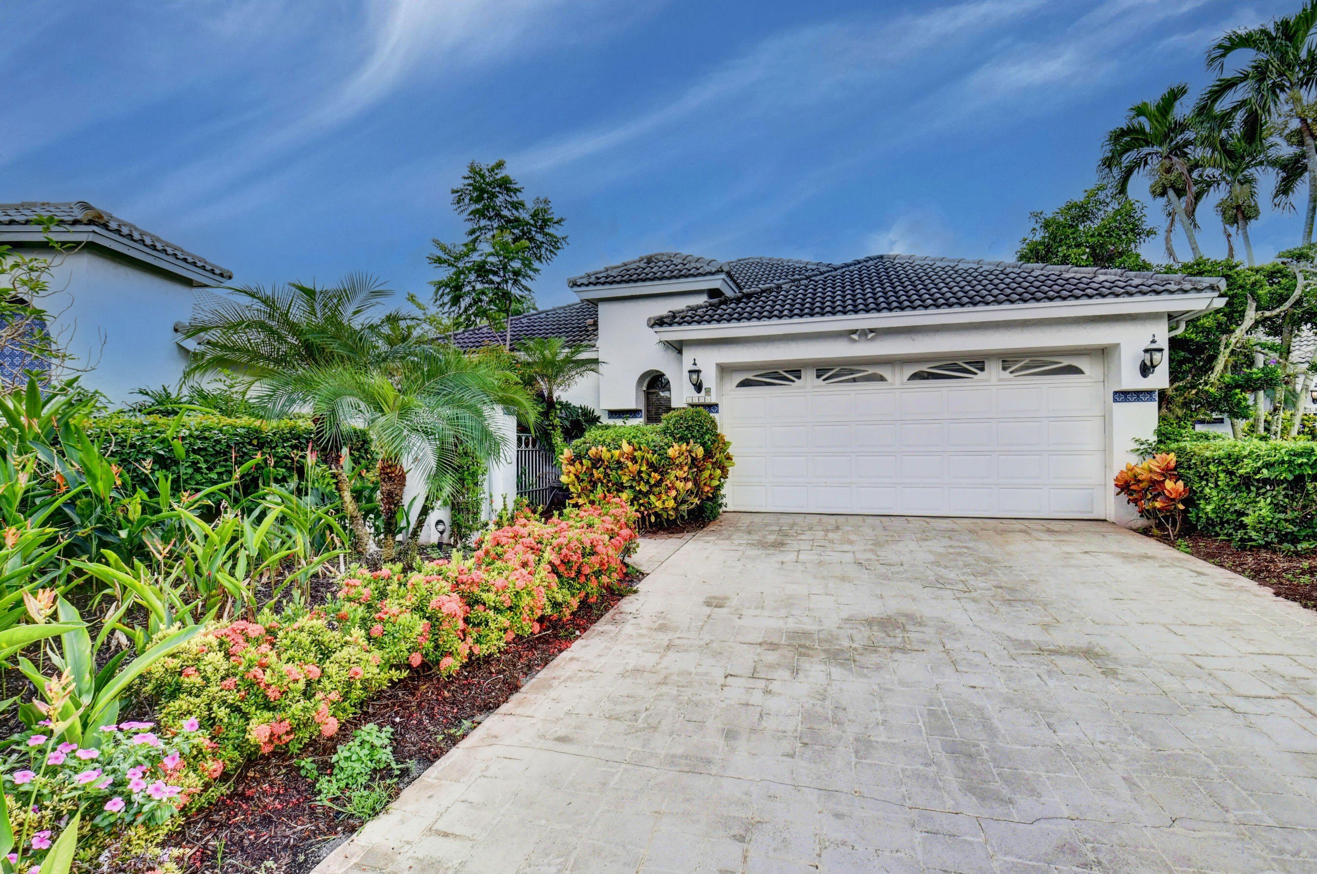 2106 NW 60th Circle – photo 2