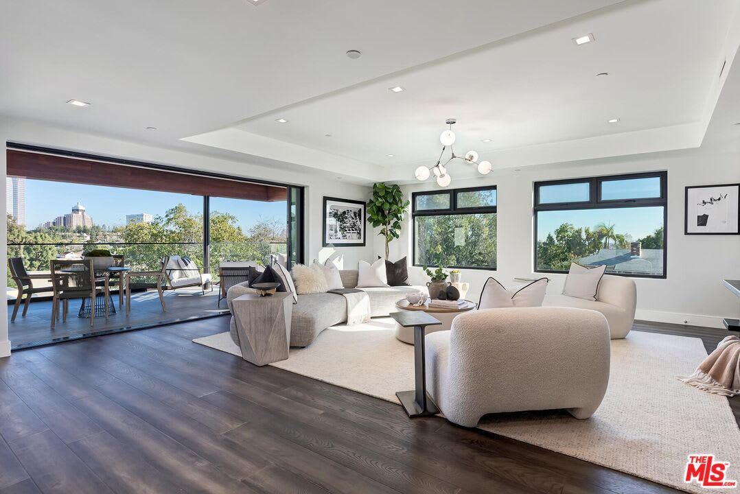 1839 Pandora Avenue – photo 1