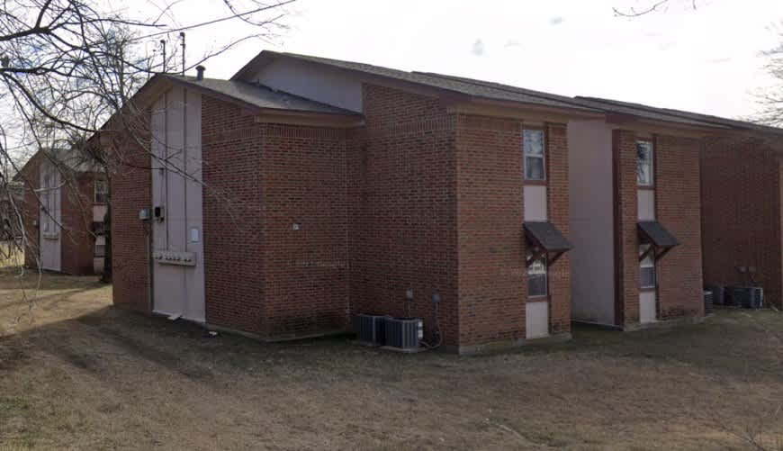 1100 West Austin St. – photo 5