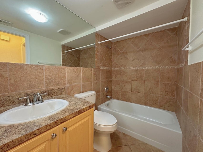 6557 Northwest 172Nd Lane – photo 5