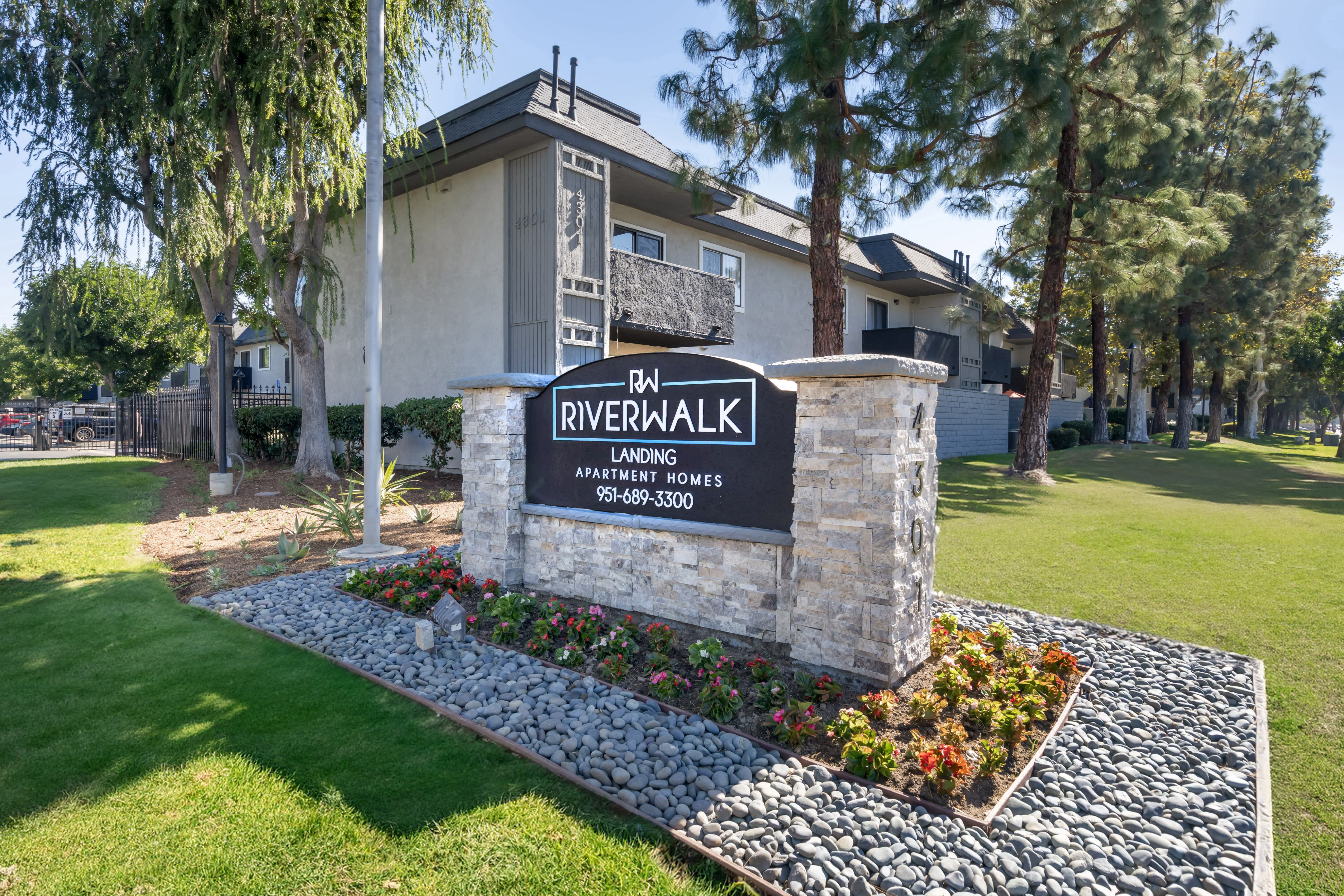 Riverwalk Landing Apartments – photo 4