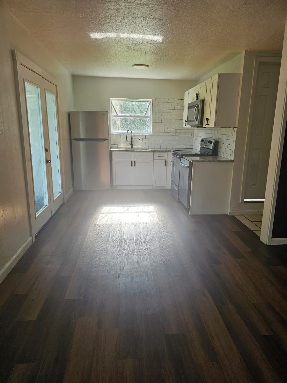 615 Clearlake Road unit B – photo 3