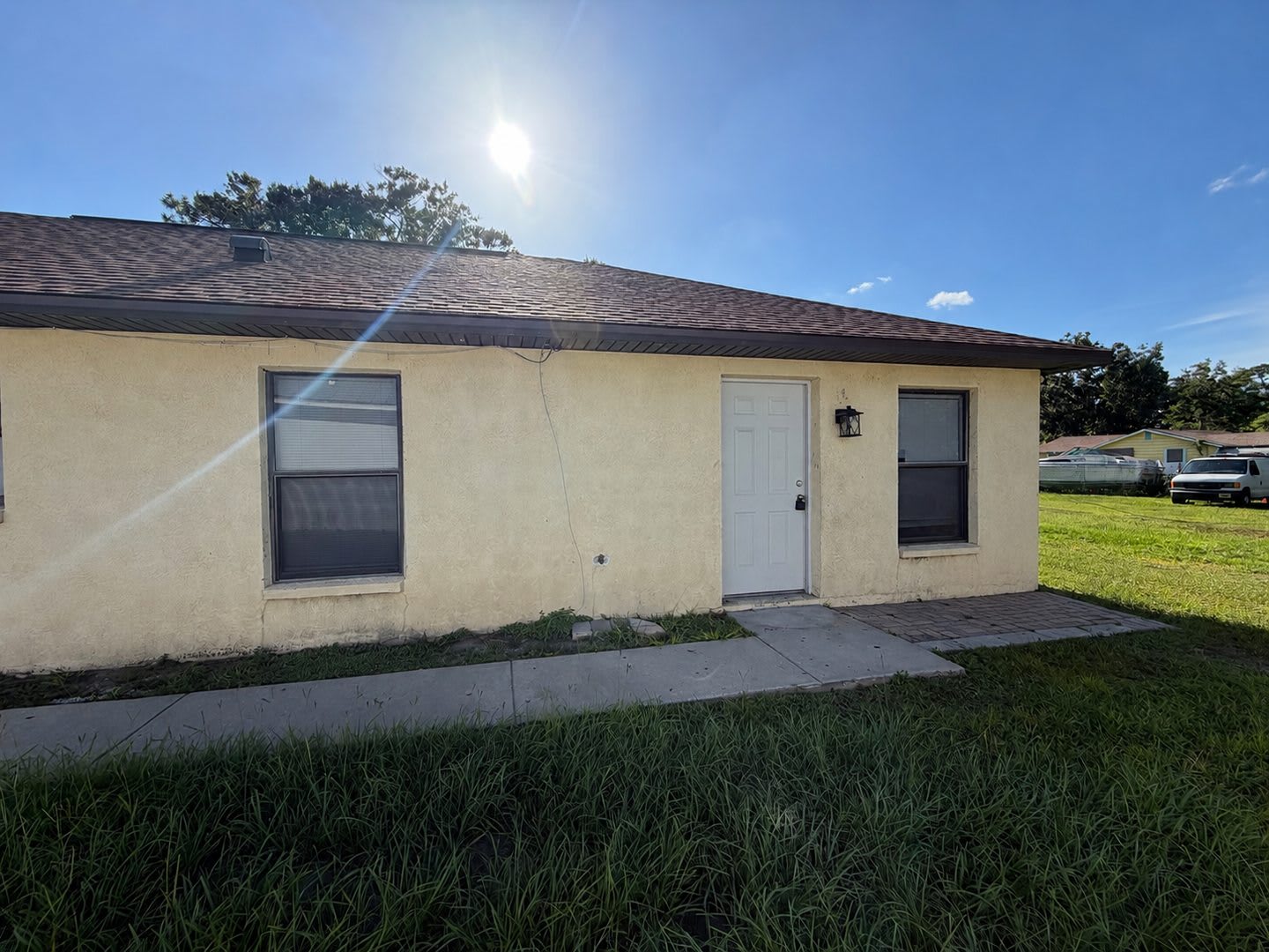 2 bed/1 bath duplex – photo 1