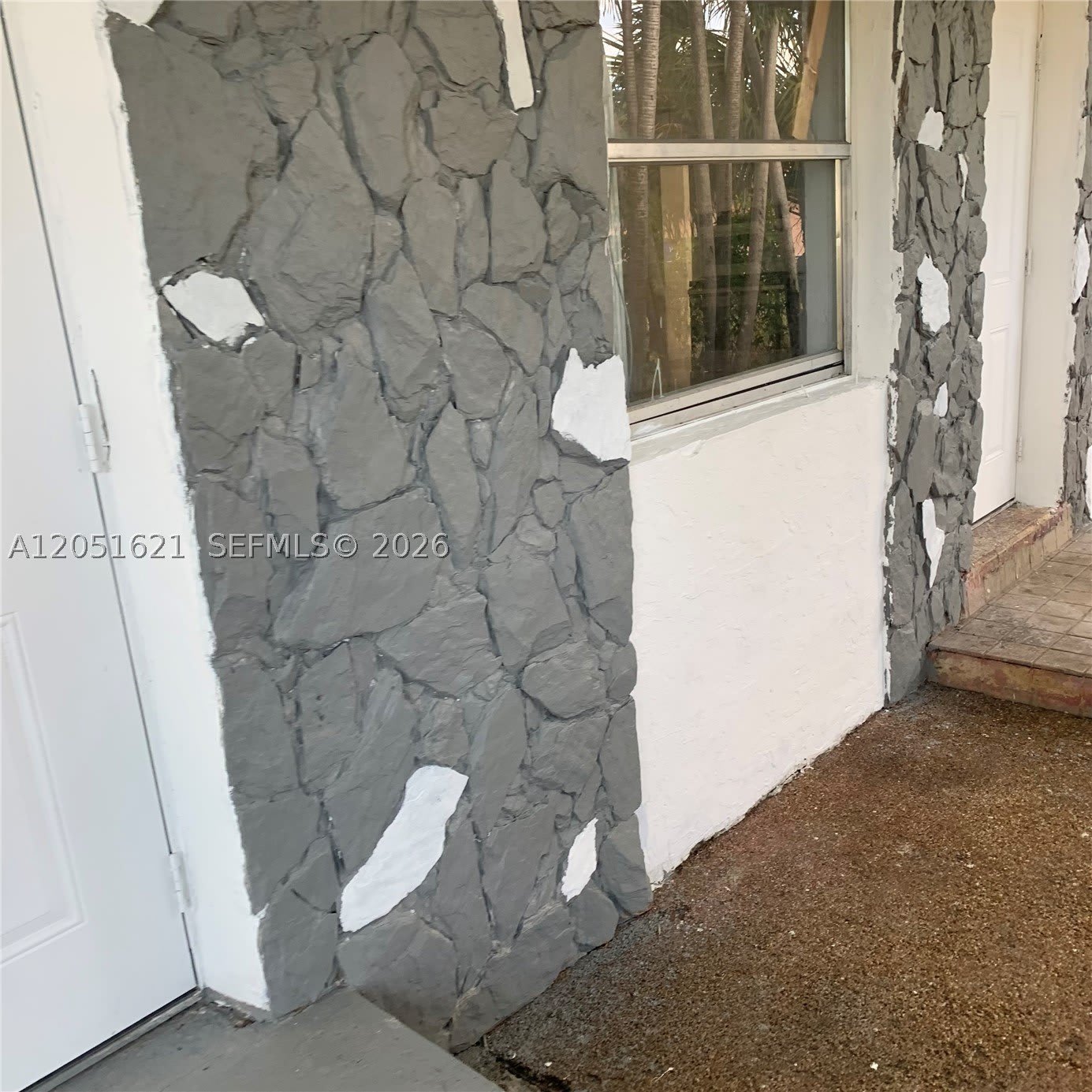 308 NW 9th St – photo 4