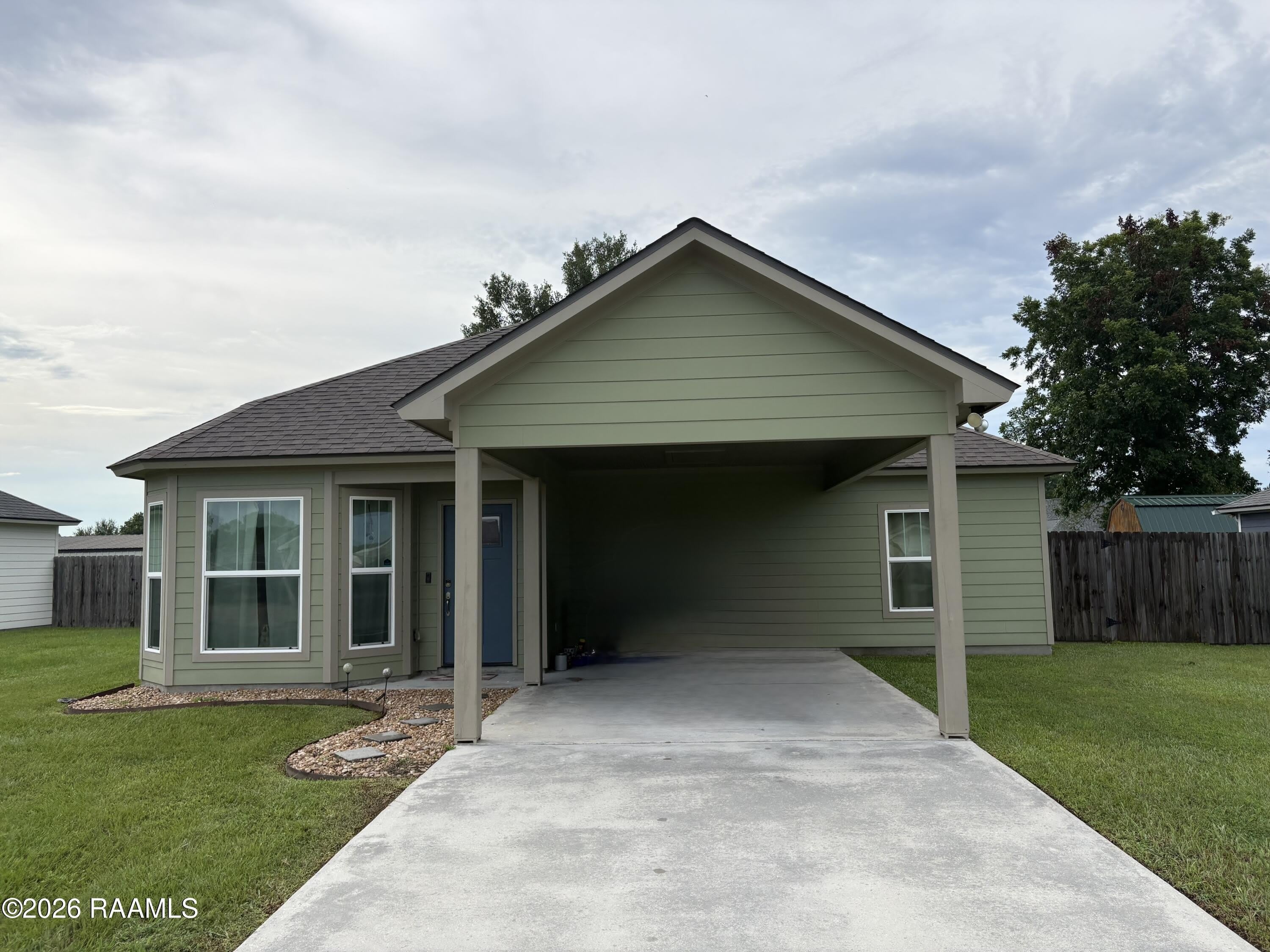 1039 Lillian Michel Drive – photo 2