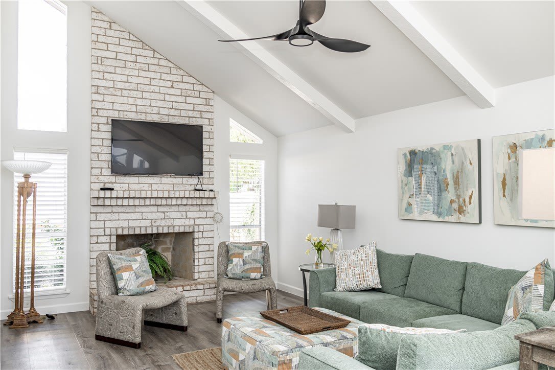13733 A La Entrada Street NE – photo 2