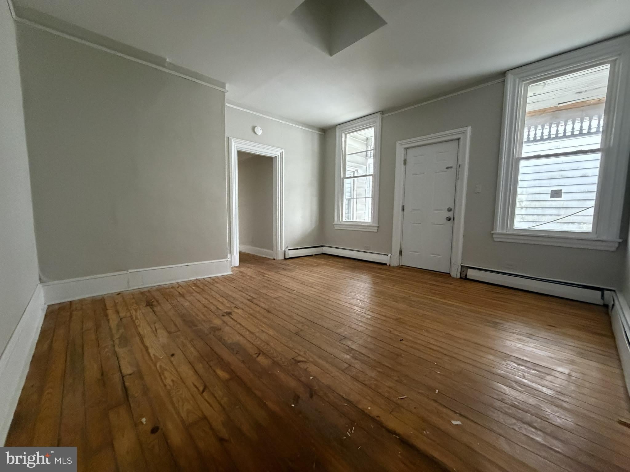 190 7TH Street – photo 5