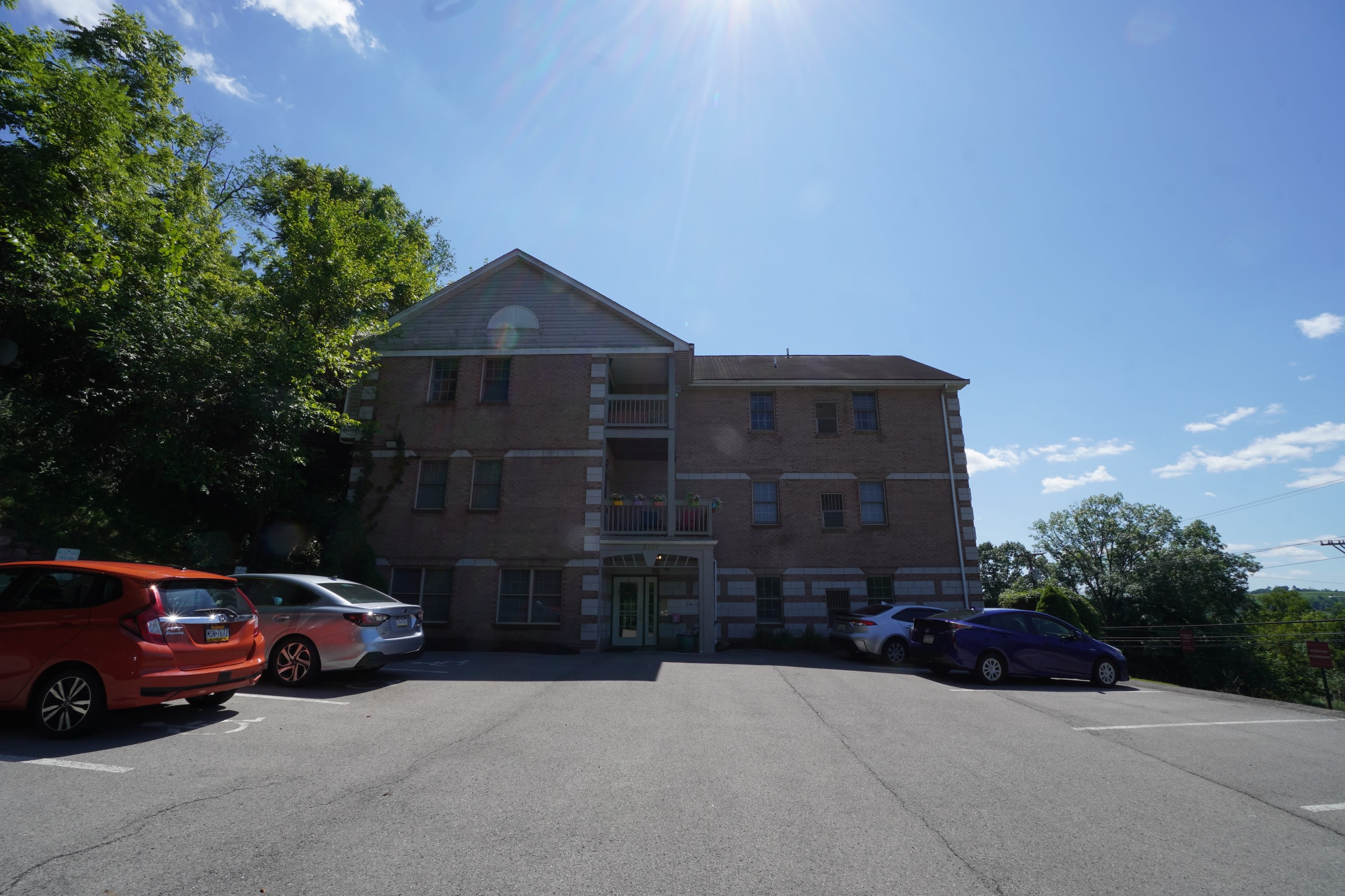 2445 Old Greentree Road 1 – photo 1