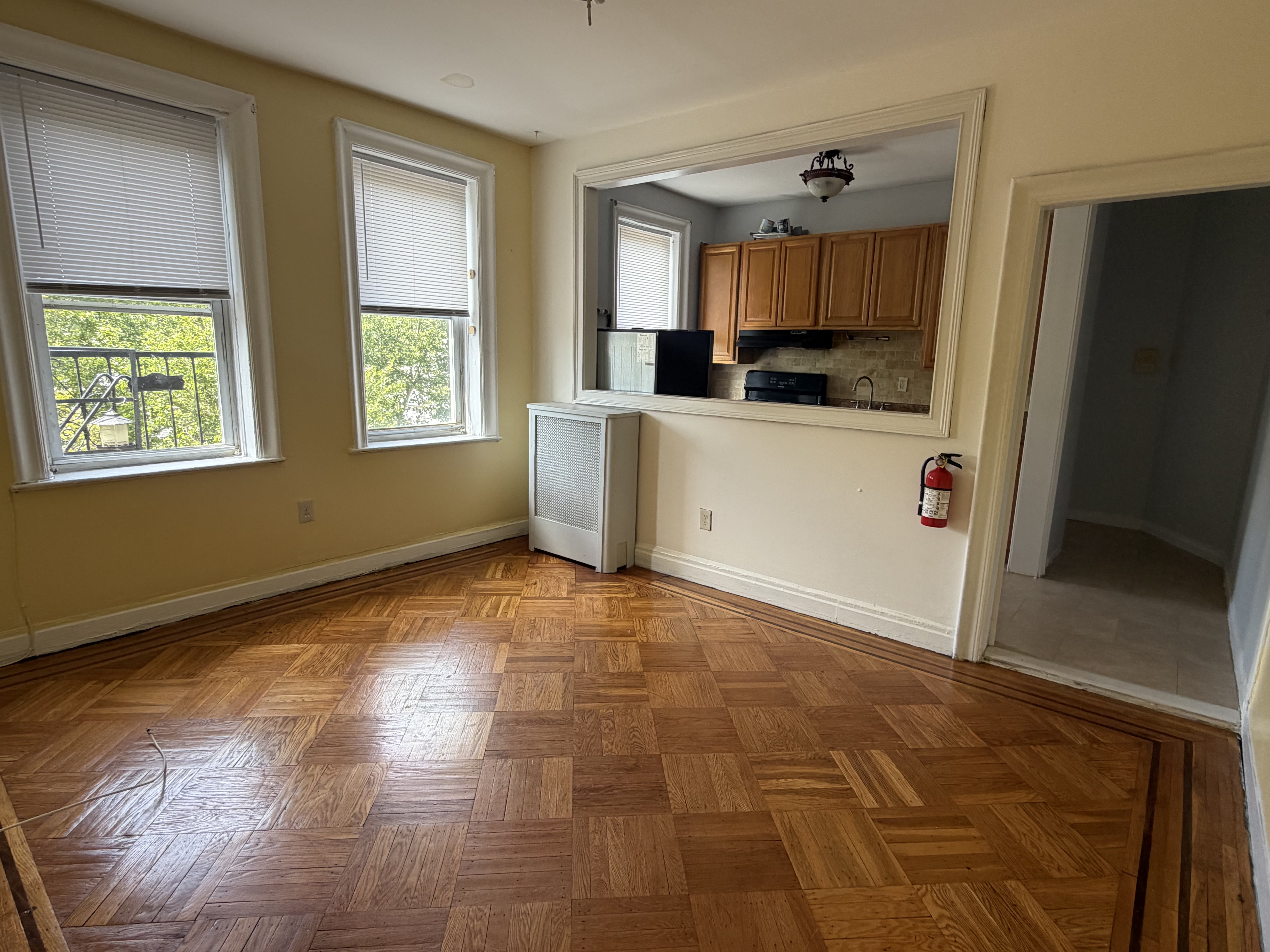 880 John F. Kennedy Blvd – photo 2