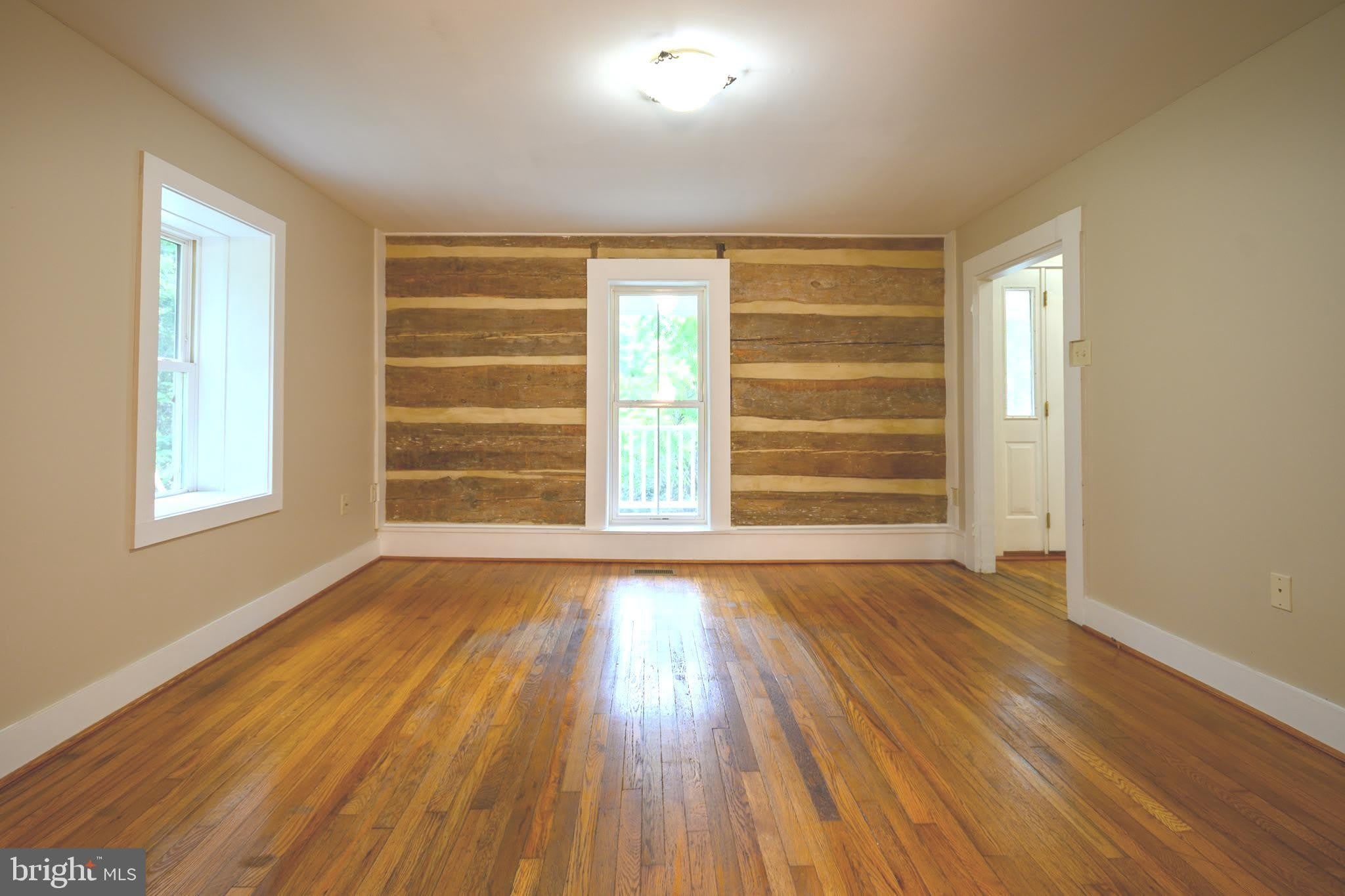 169 CREEK Road E – photo 3