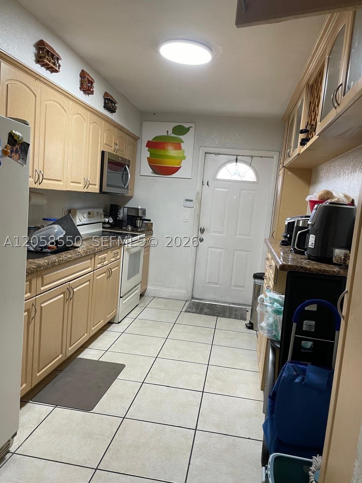 7507 NW 2nd St – photo 4