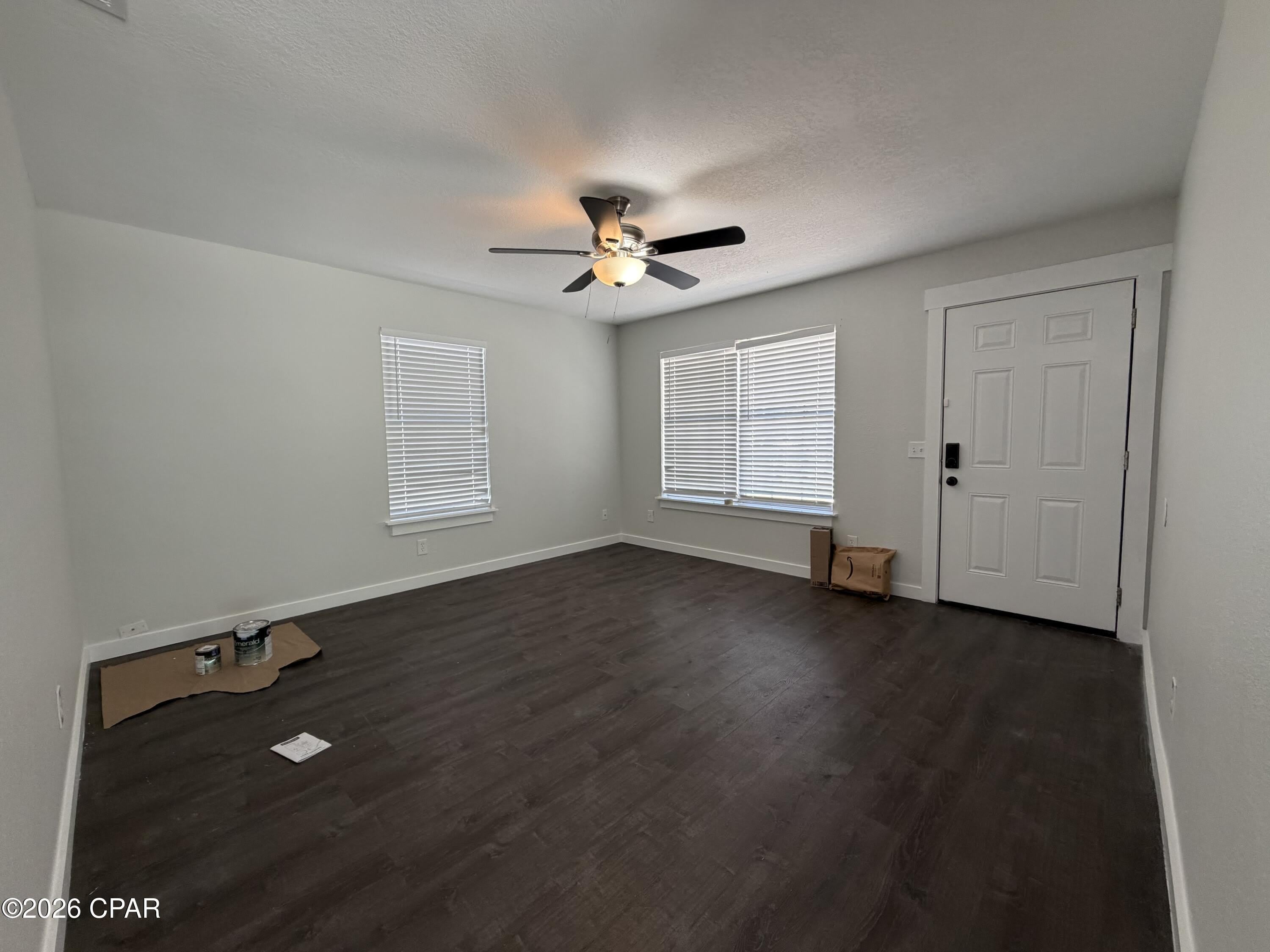 601 E 4th Court – photo 5