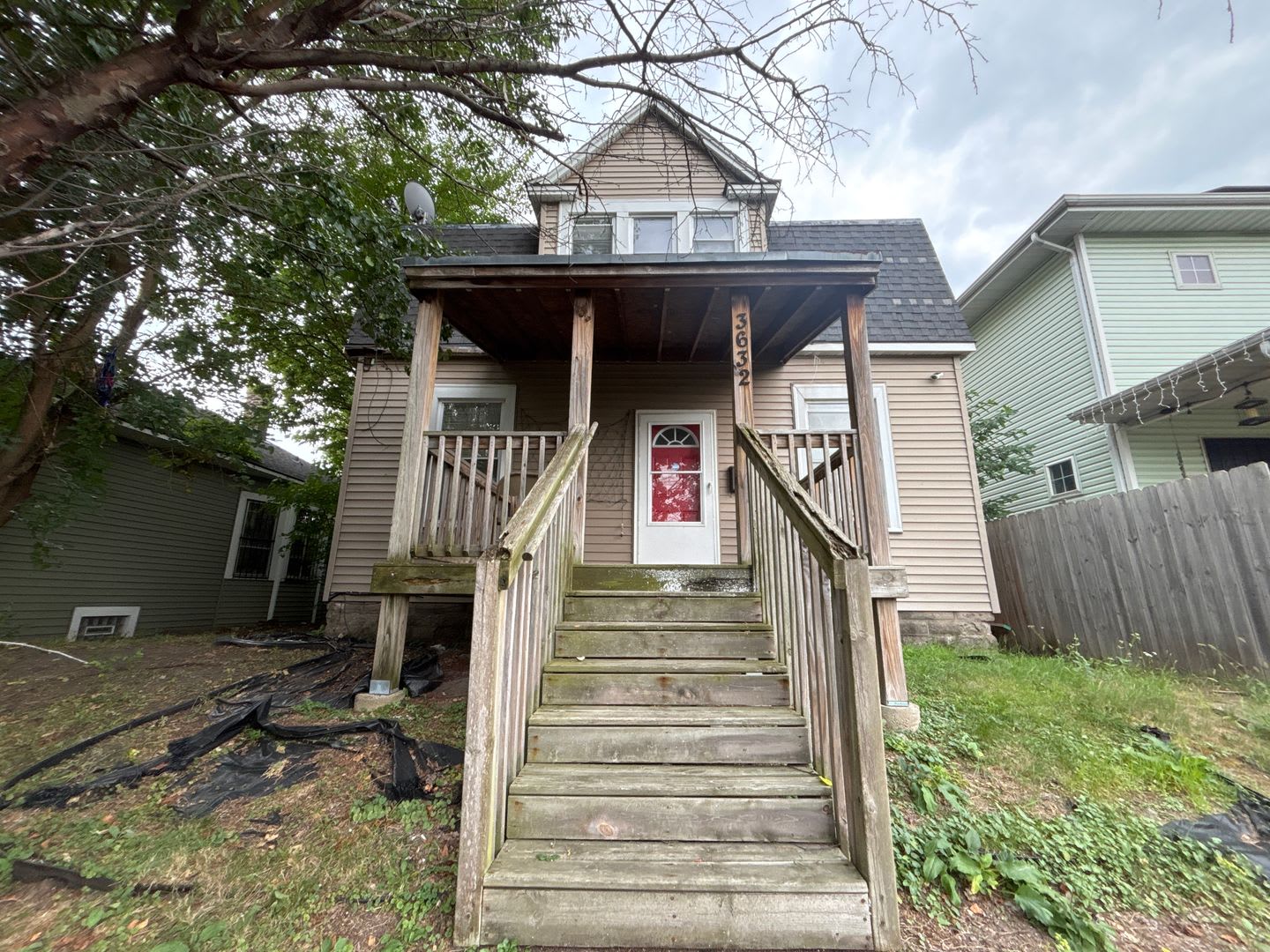 Beautiful 3 bedroom 1 bathroom House in South Minneapolis! – photo 3