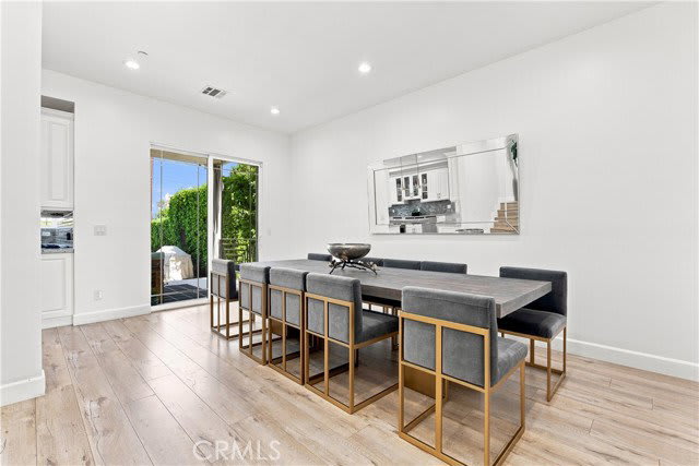 6926 Chimineas Avenue – photo 5