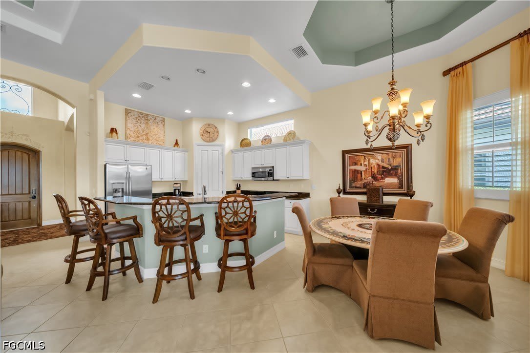 7672 Sussex Court – photo 5