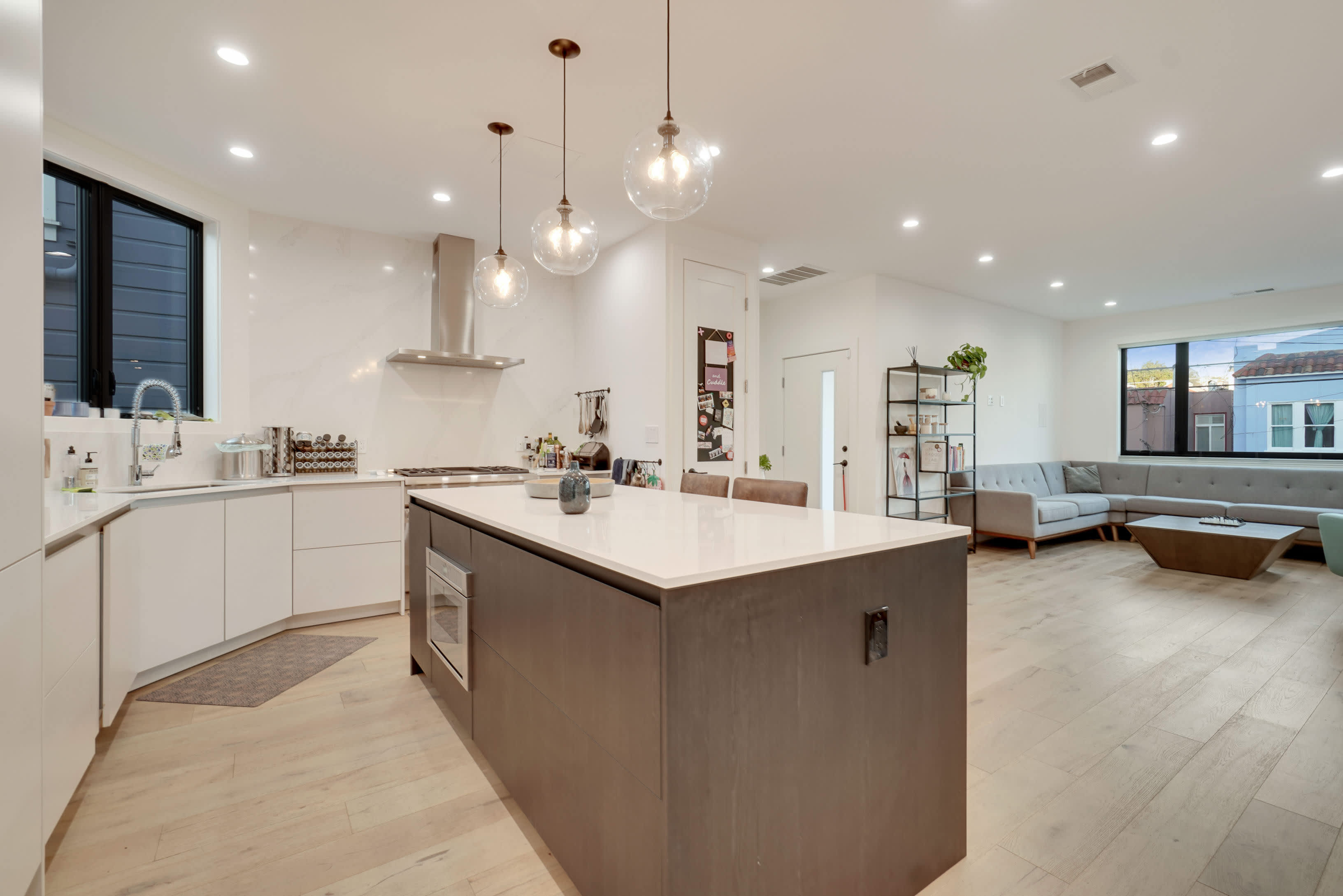 1160 Florida Street – photo 5