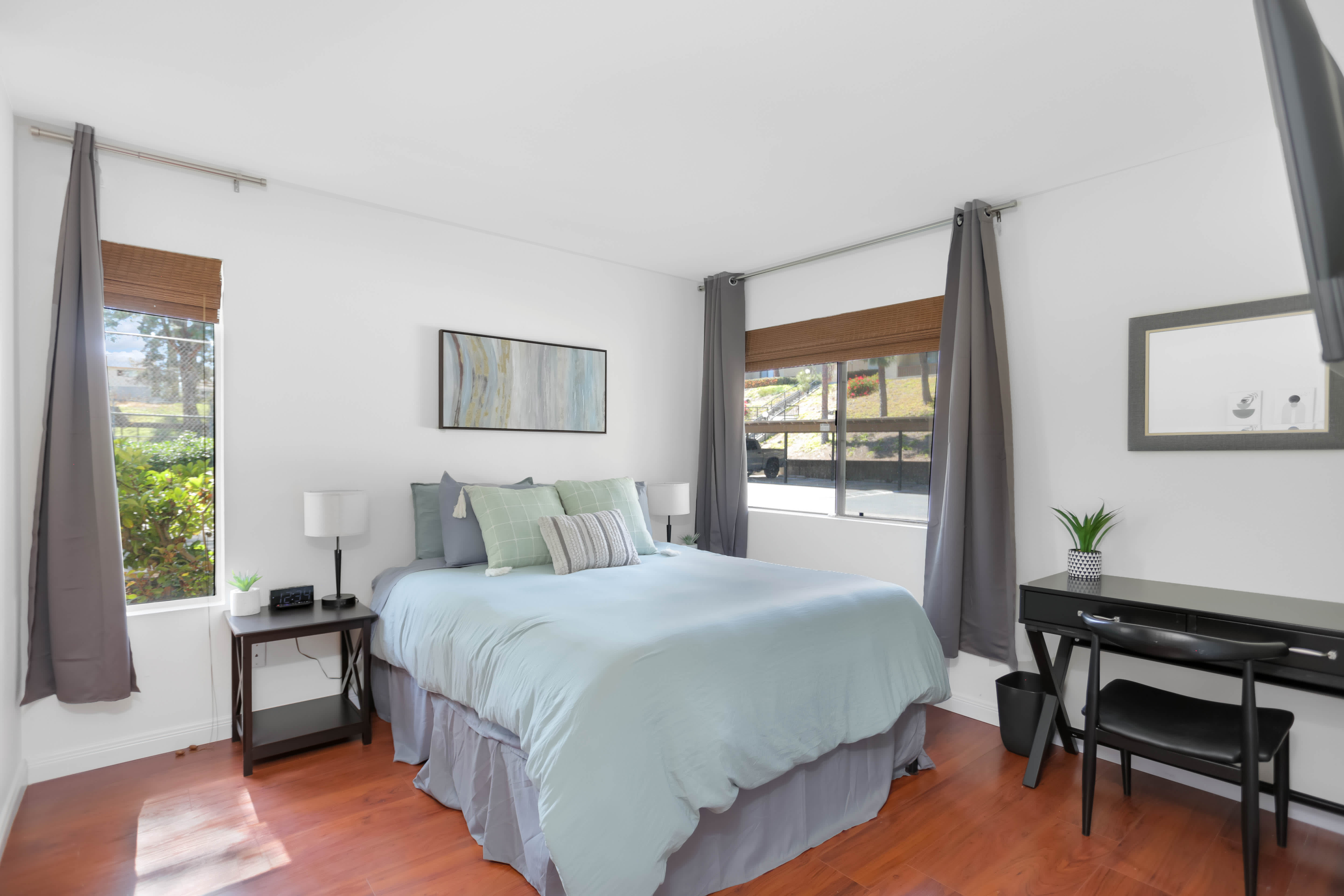 10240 Black Mountain Rd – photo 4