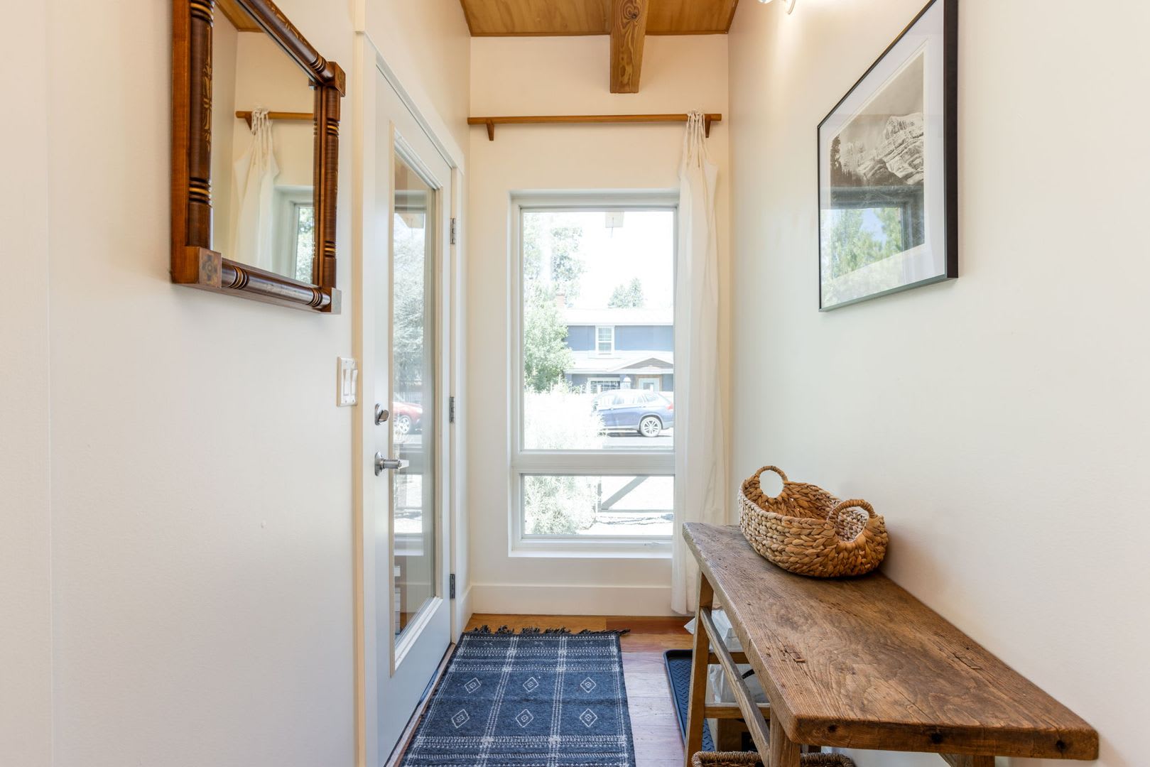Furnished 2 Bed 2 Bath on Bend's Westside – photo 3