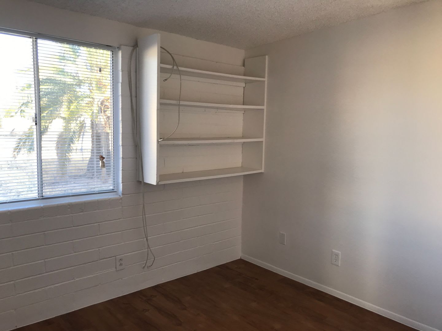 Conveniently Located 3Bdm 2Ba Townhome! – photo 3