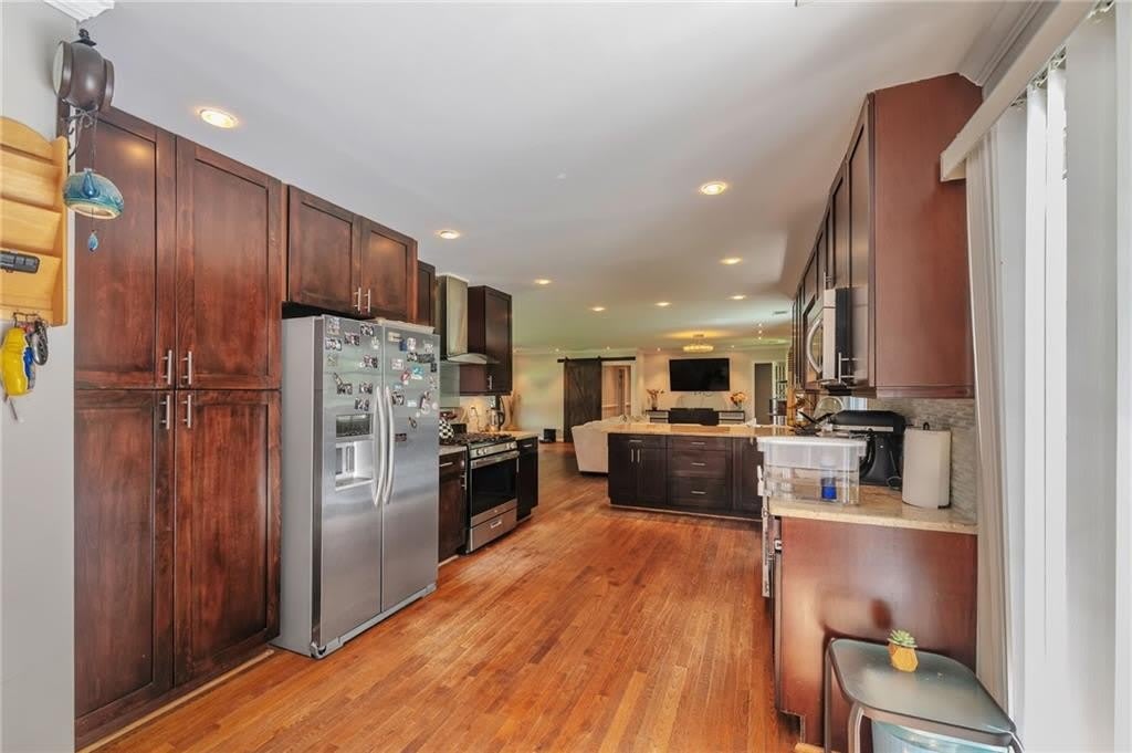 1651 Murdock Road – photo 5