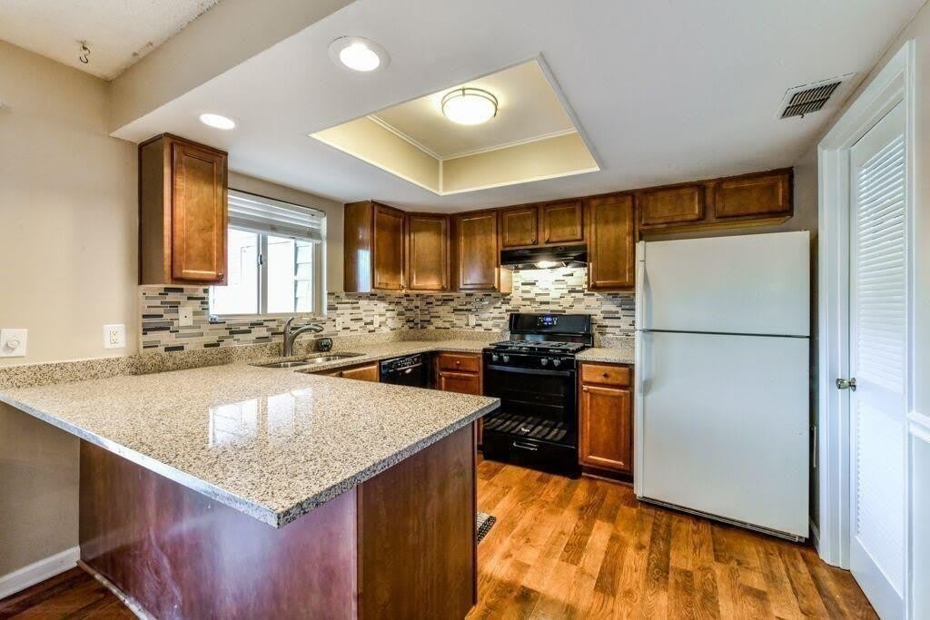 53 Doranne Court SE – photo 3