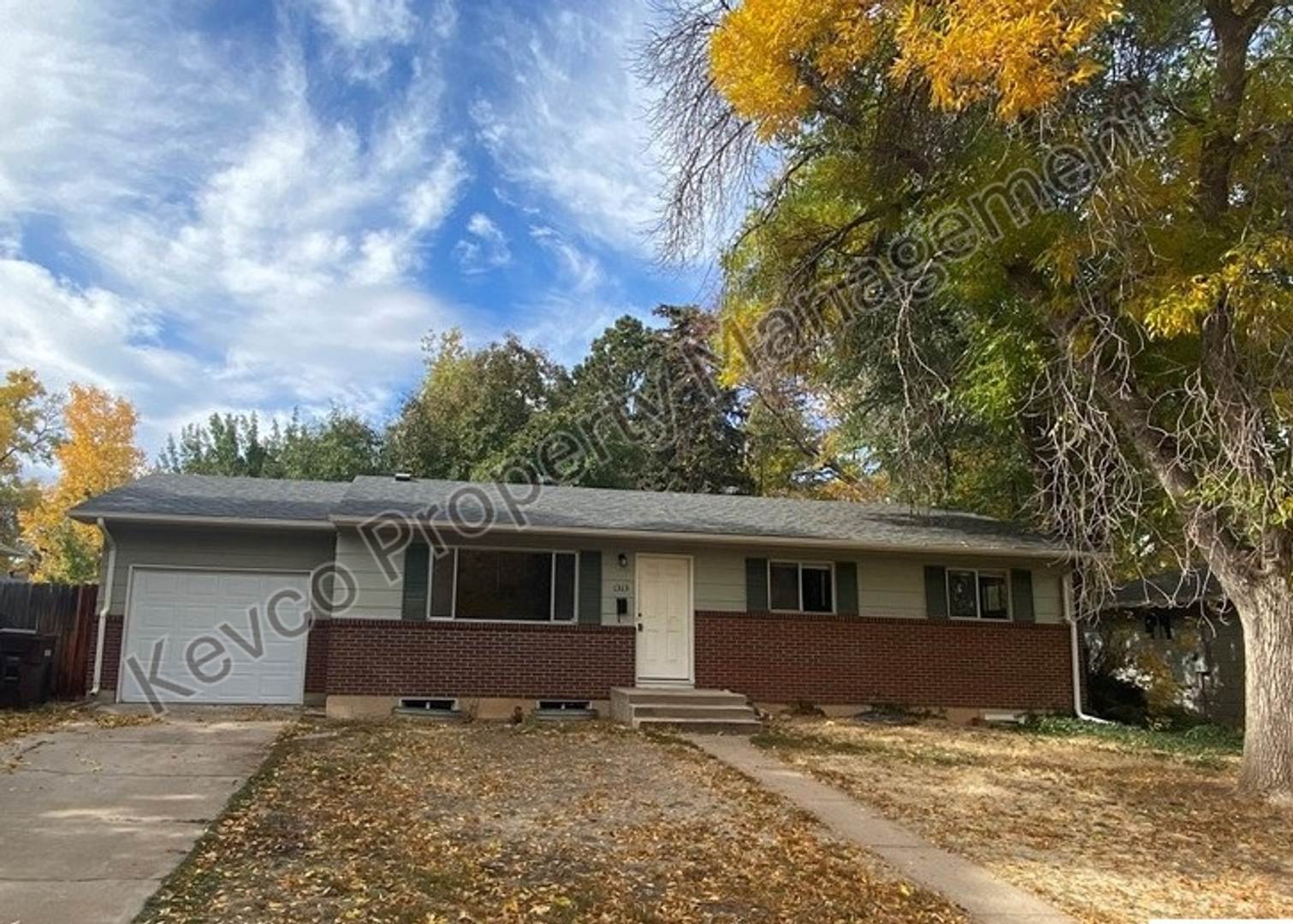 Incredibly Spacious House! – photo 1