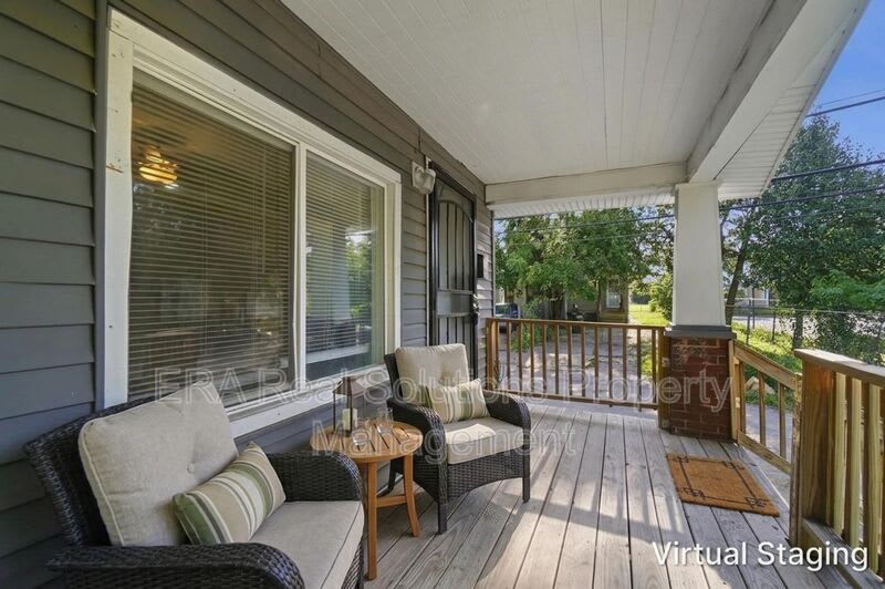 1144 E 16Th Ave – photo 3