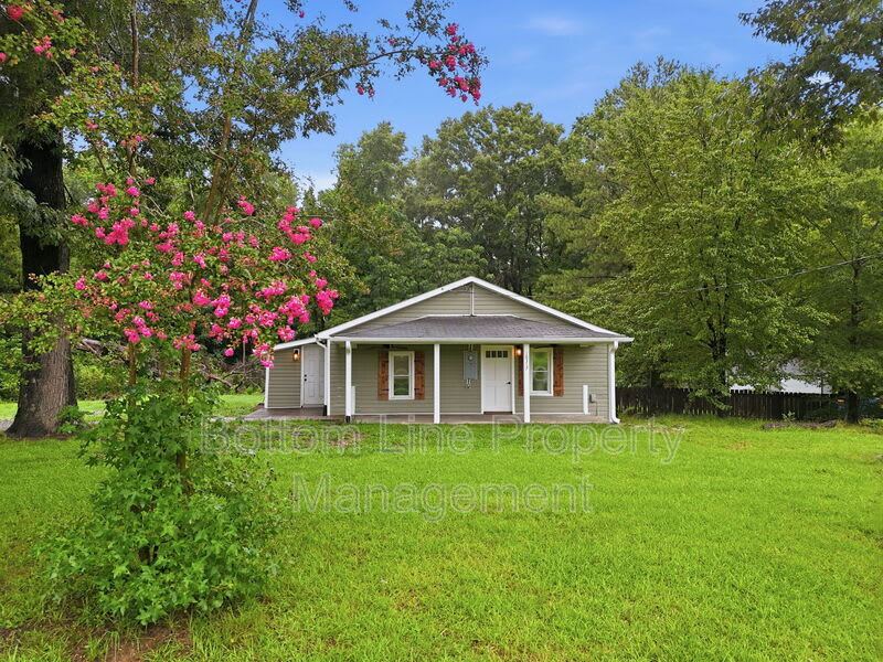 10317 NC Hwy 42 – photo 4