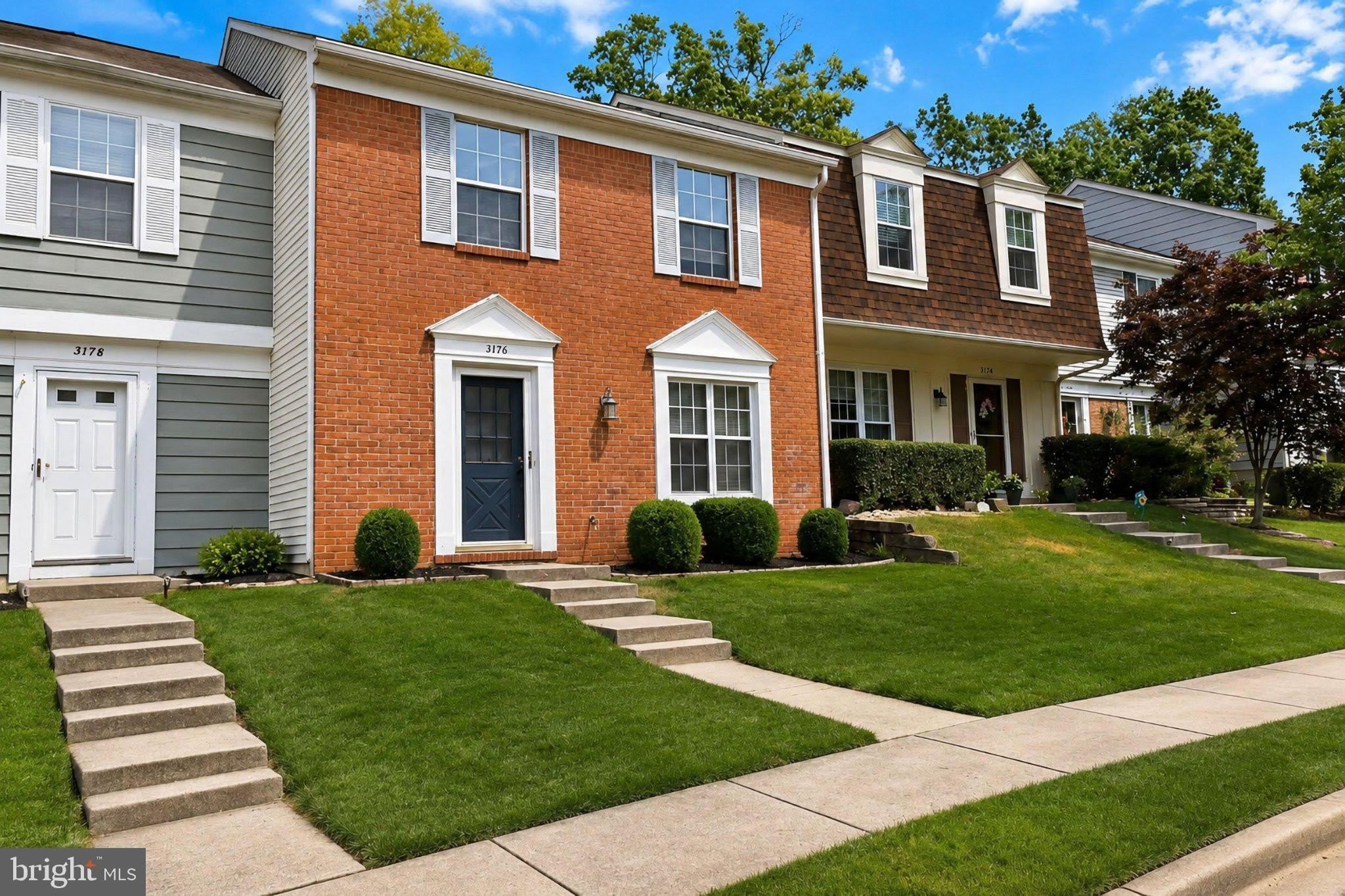 3176 VANDERBILT Court – photo 1