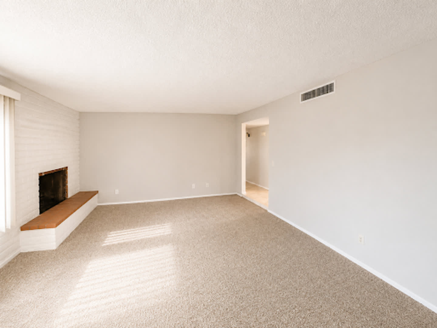 3 BR/2BA – photo 4